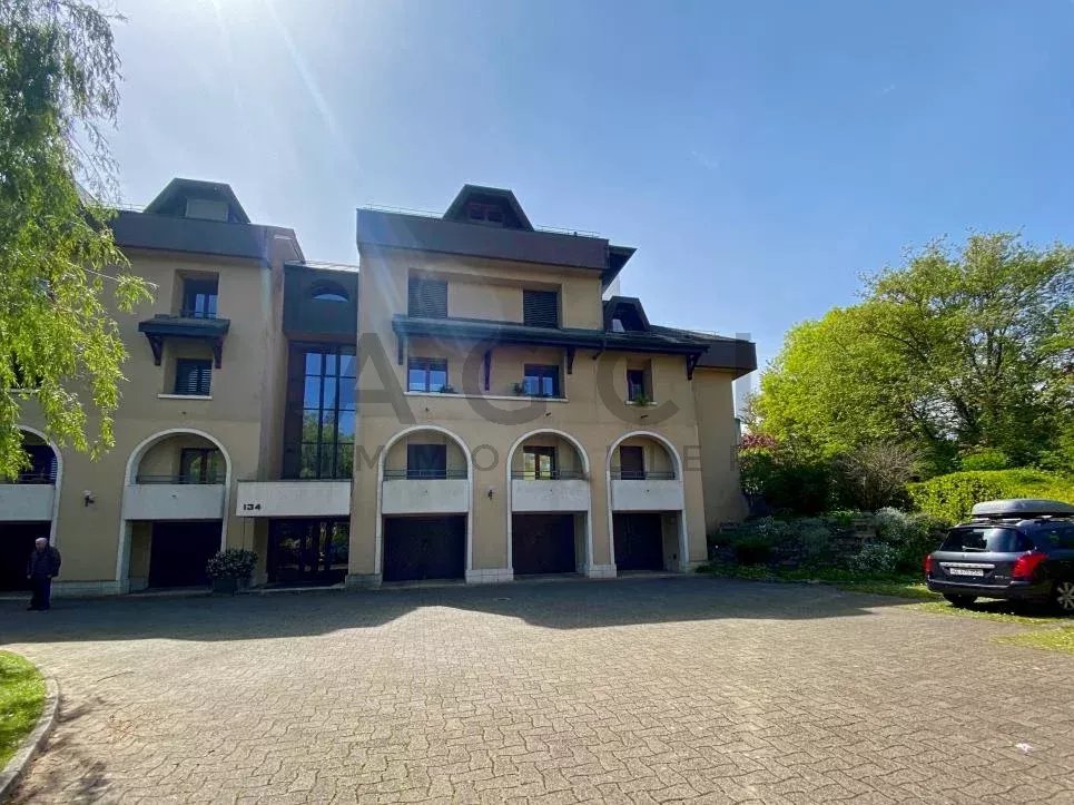 EXCLUSIVITÉ - Appartement de 5 pièces avec mezzanine