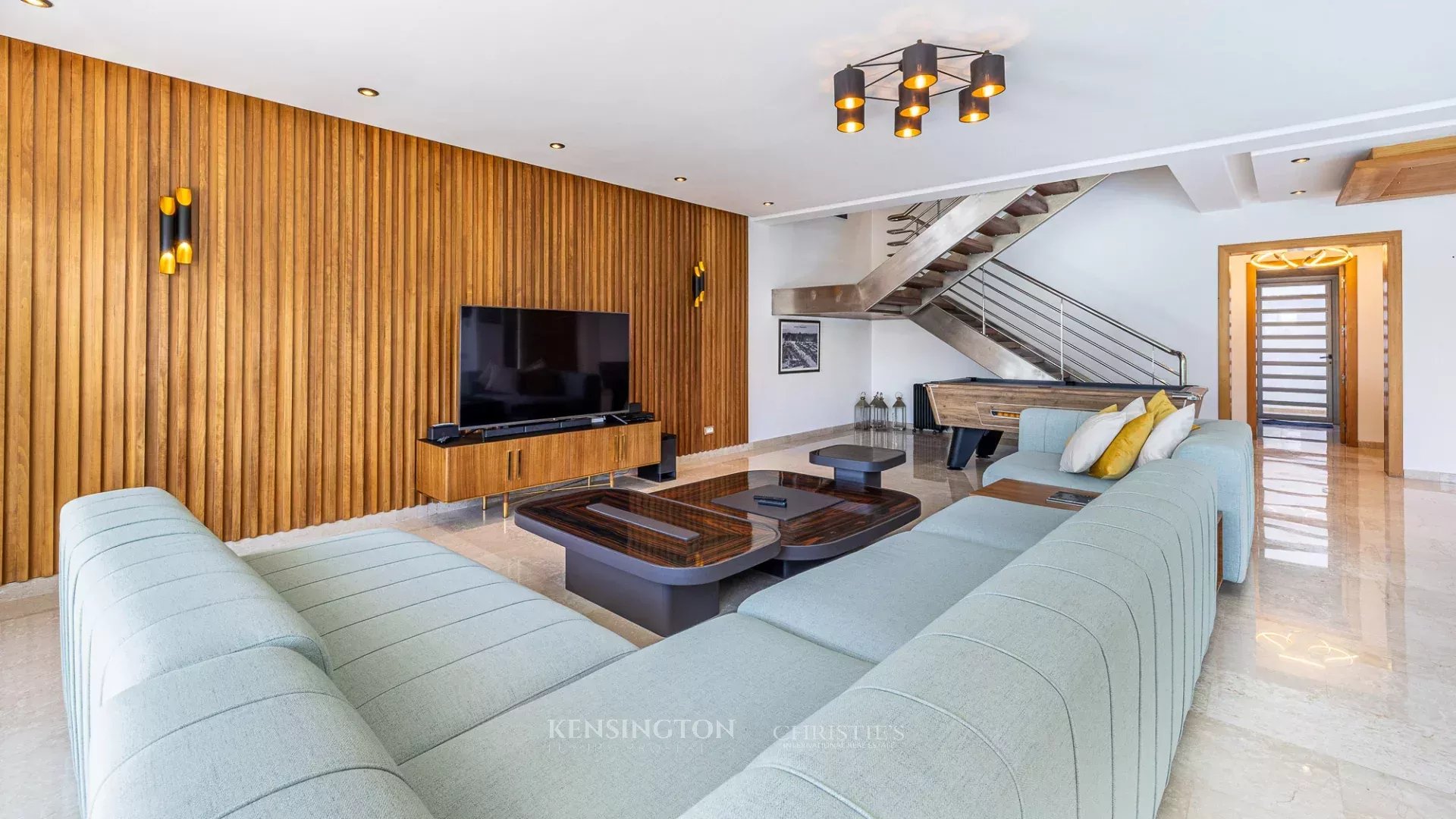 4 Bedroom Villa/Townhouse's Image 7