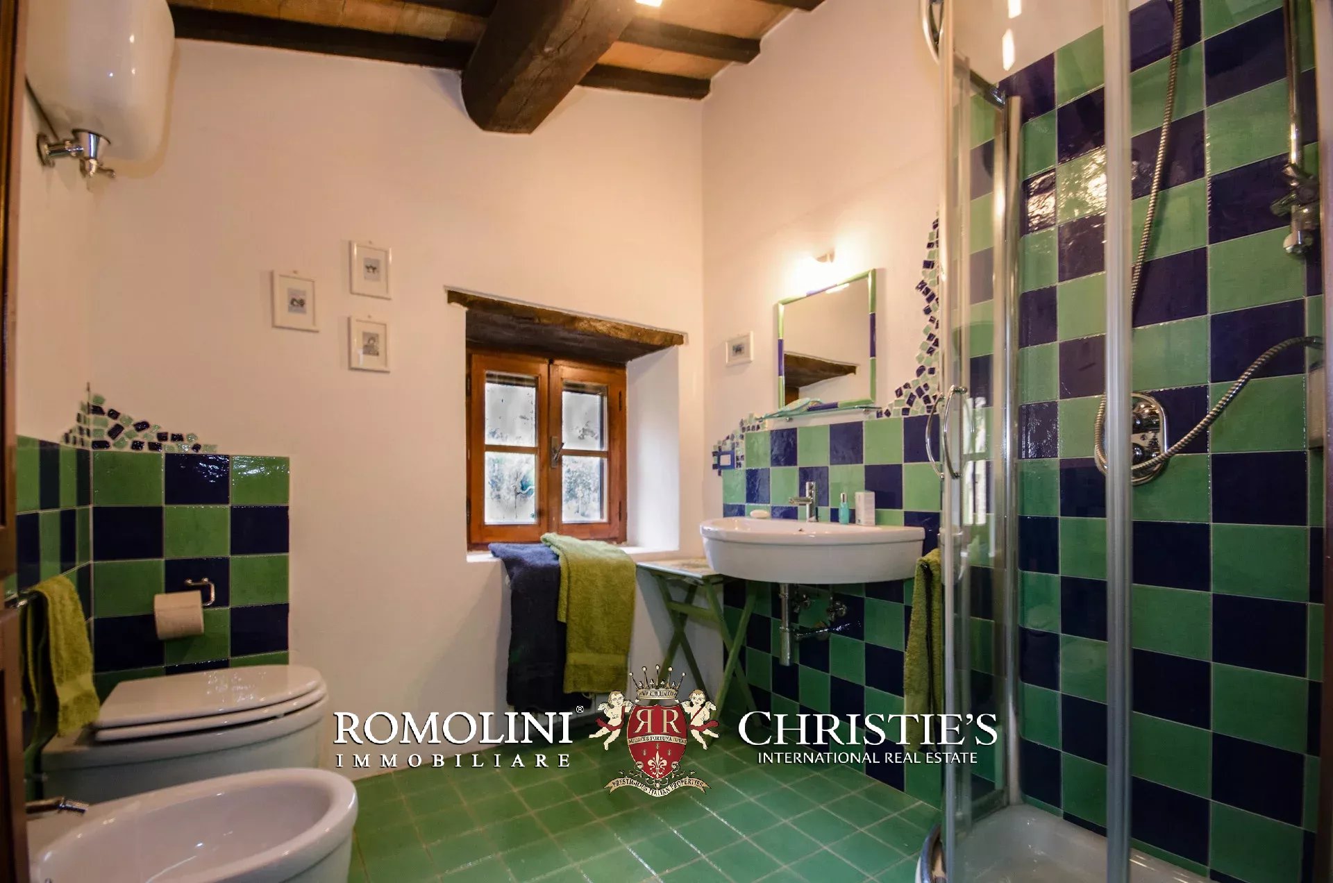 11 Bedroom Villa/Townhouse's Image 47