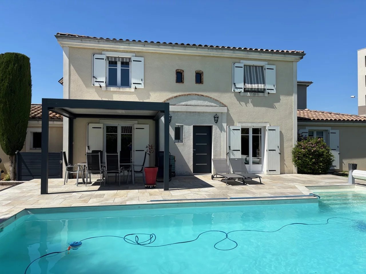 Agence immobilière de 