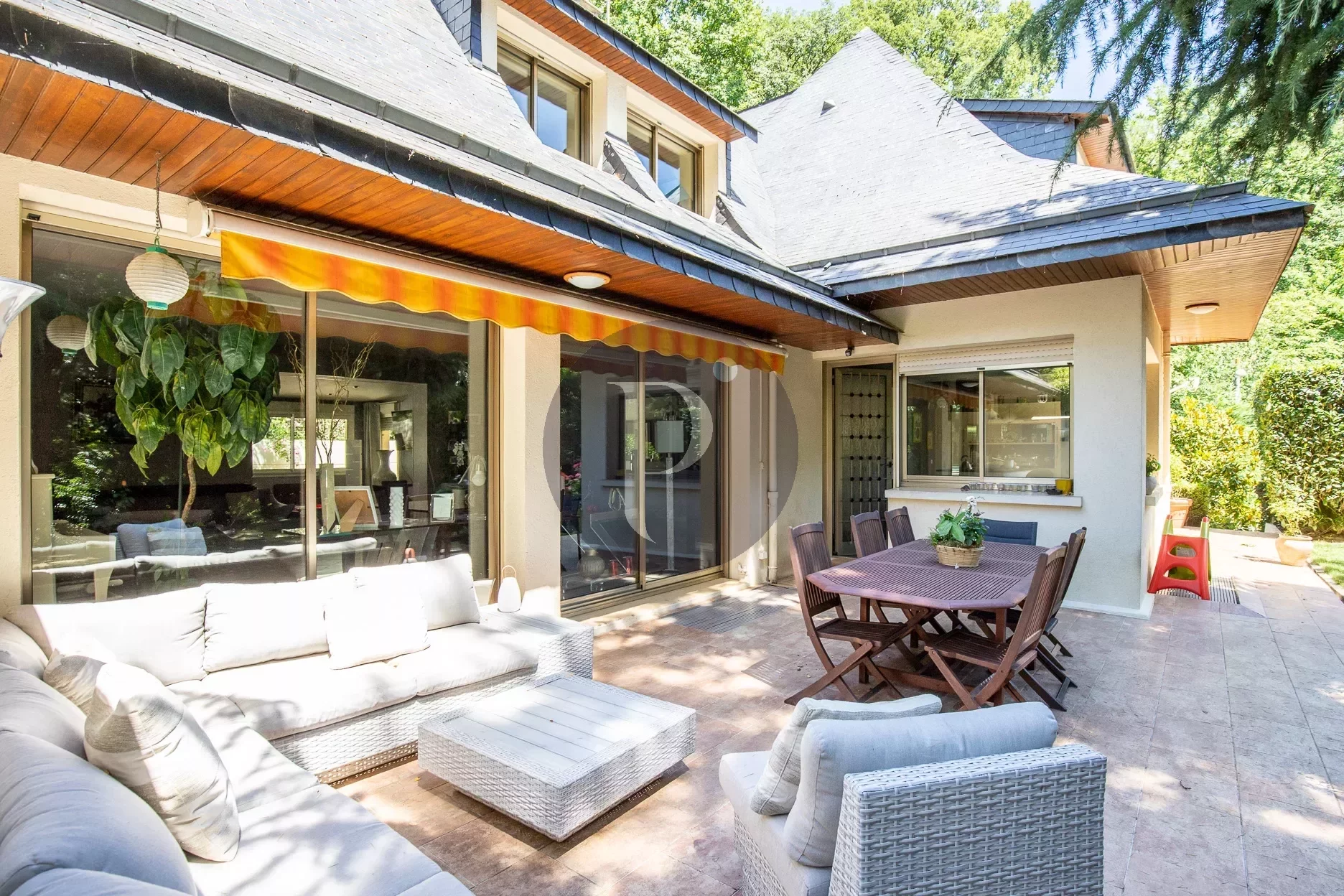 vente-maison-7-pieces-verrieres-le-buisson-83877564