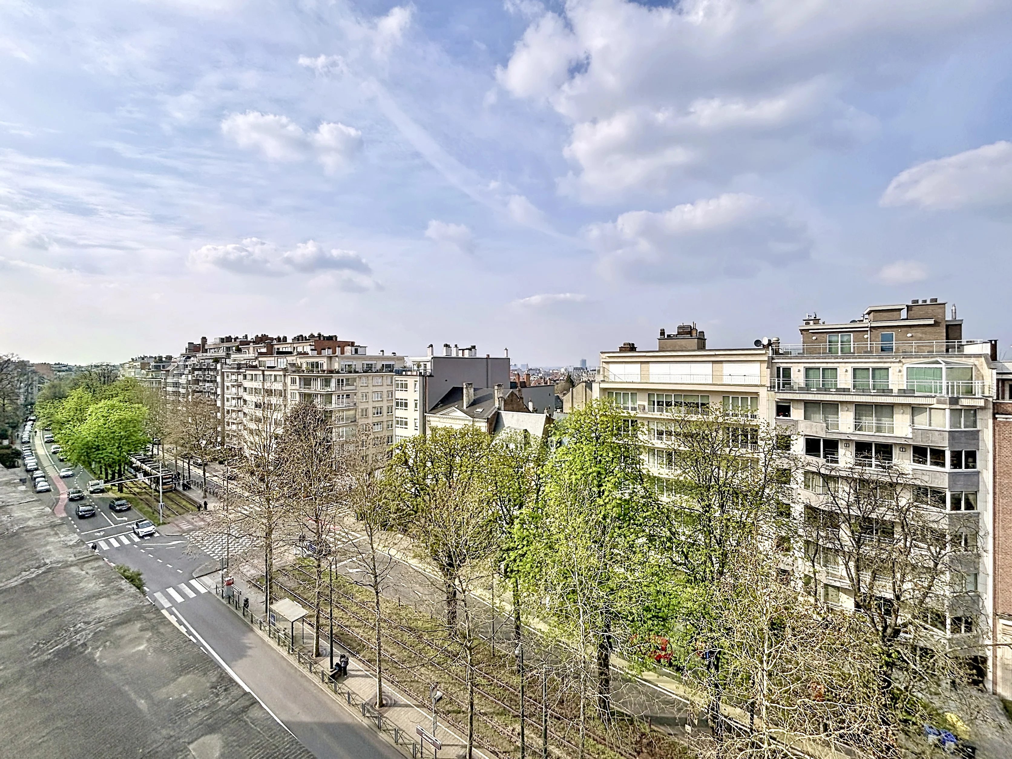 Uccle - Appartement 4 chambres, dernier étage, terrasses
