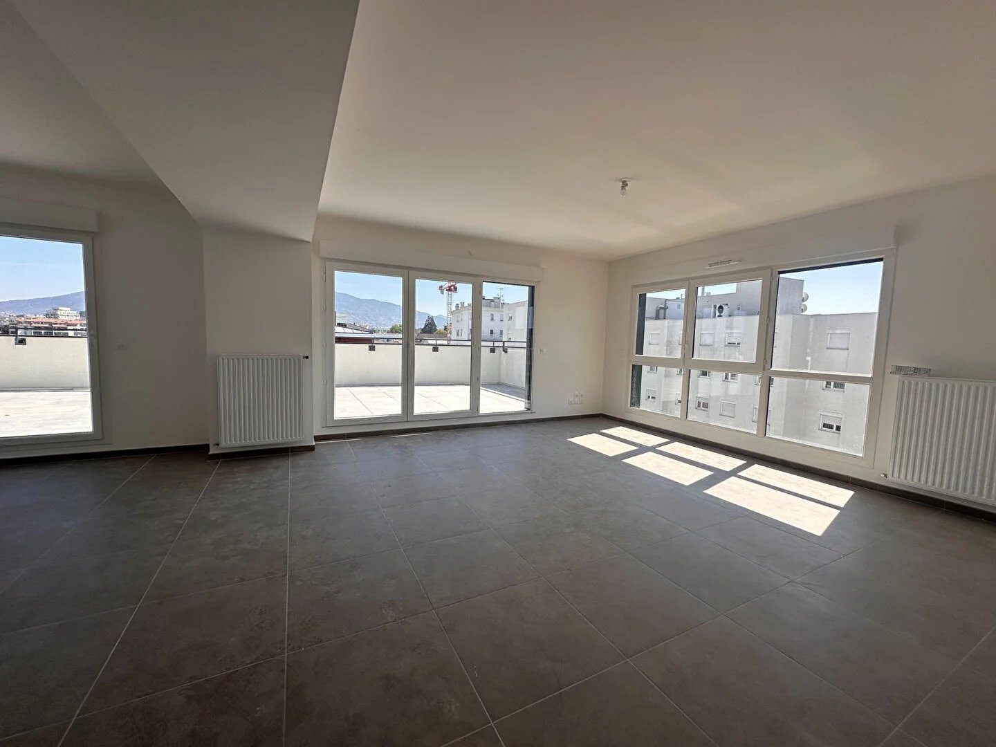 Appartement T4 de 91.18 m² au 5ème étage - Ambilly