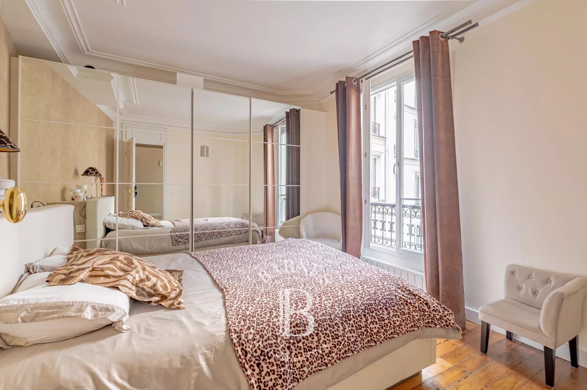 Paris  - Apartment 4 Bedrooms - picture 10