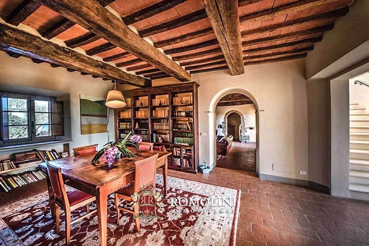3 Bedroom Vineyard's Image 25