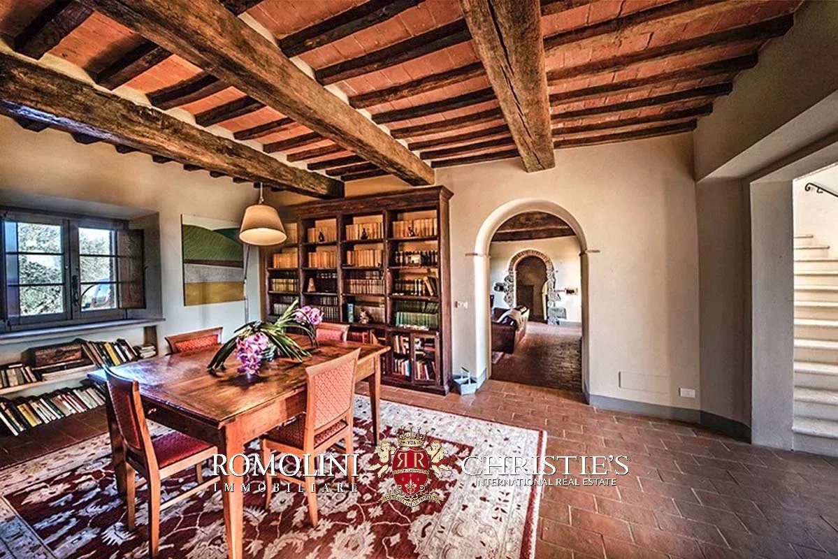 3 Bedroom Vineyard's Image 25