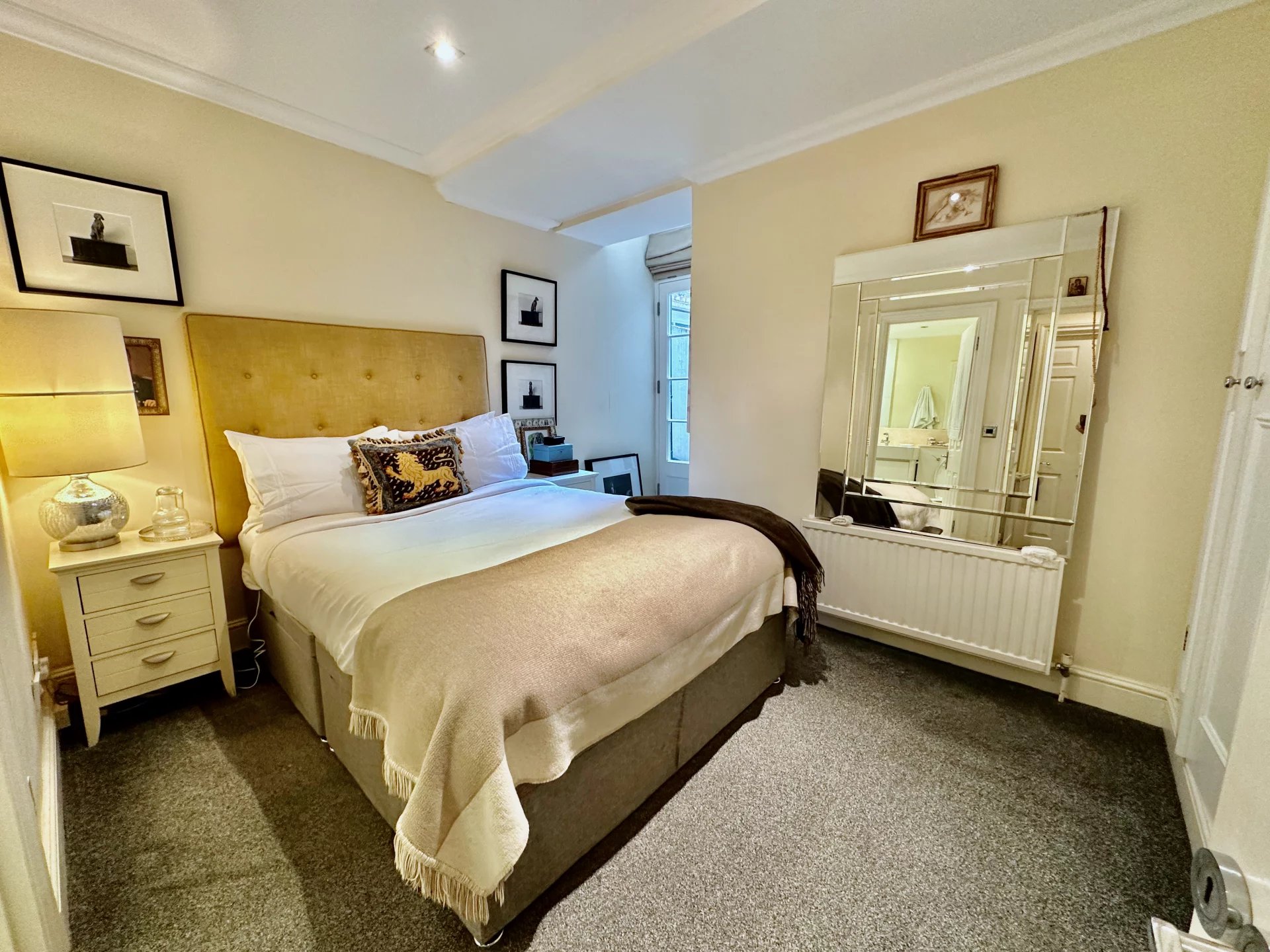 Short Term Let | Chelsea | 1 bedroom | £2,800 per week | Ref: 85068777