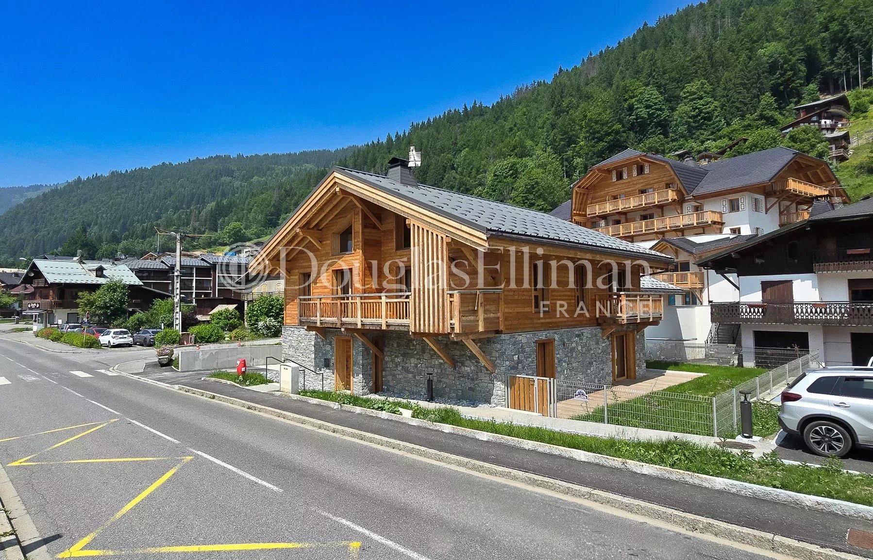 MORZINE – Superbe chalet neuf - Image nᵒ2