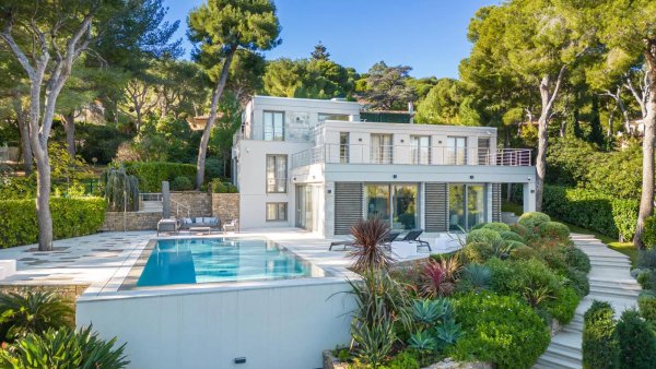 Elegant villa with panoramic sea-views in Saint-Jean-Cap-Ferrat — photo 7