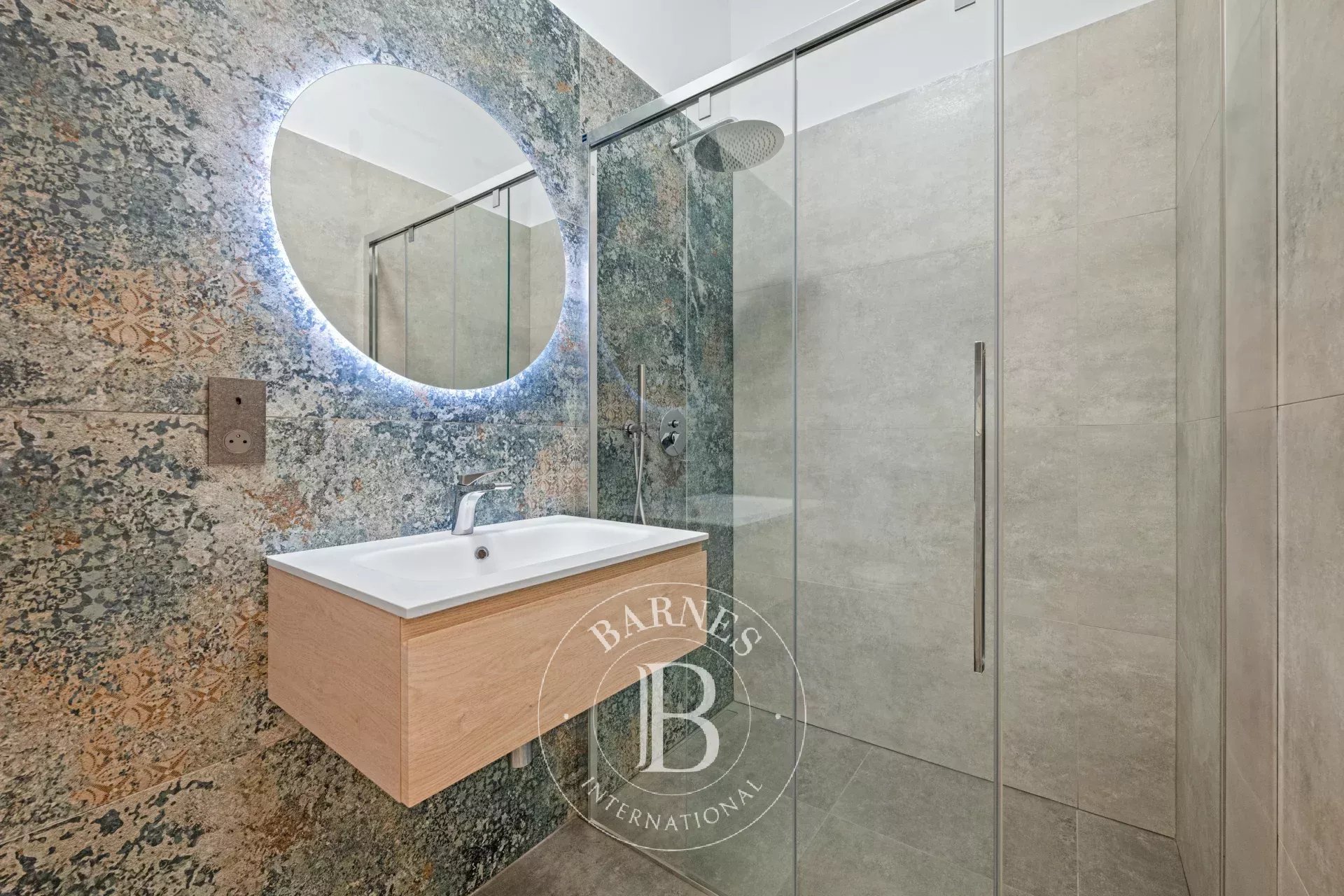 Daire Nice - picture 13