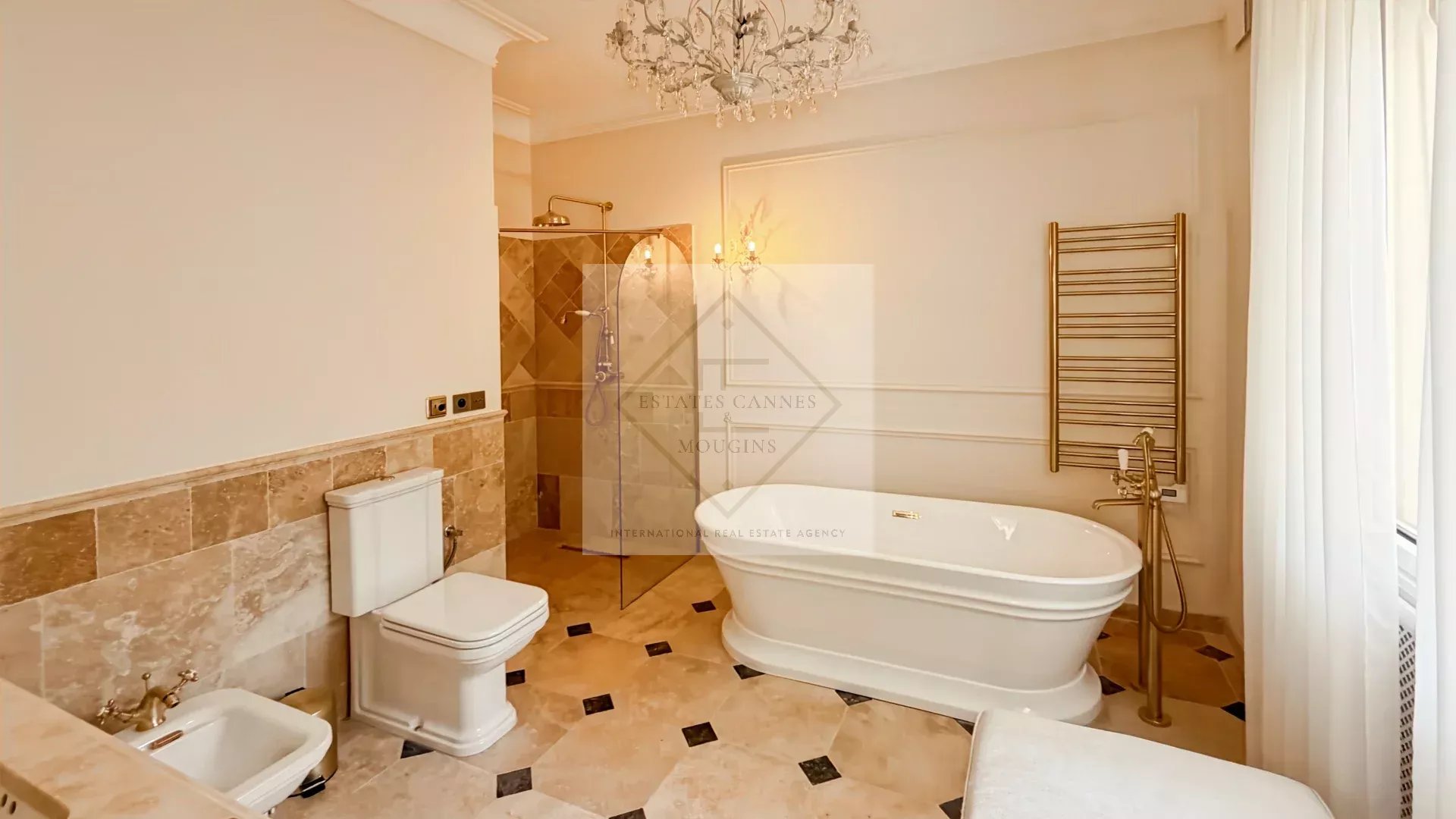 Magnifique villa rénovée au cœur du Cap d’Antibes — photo 29