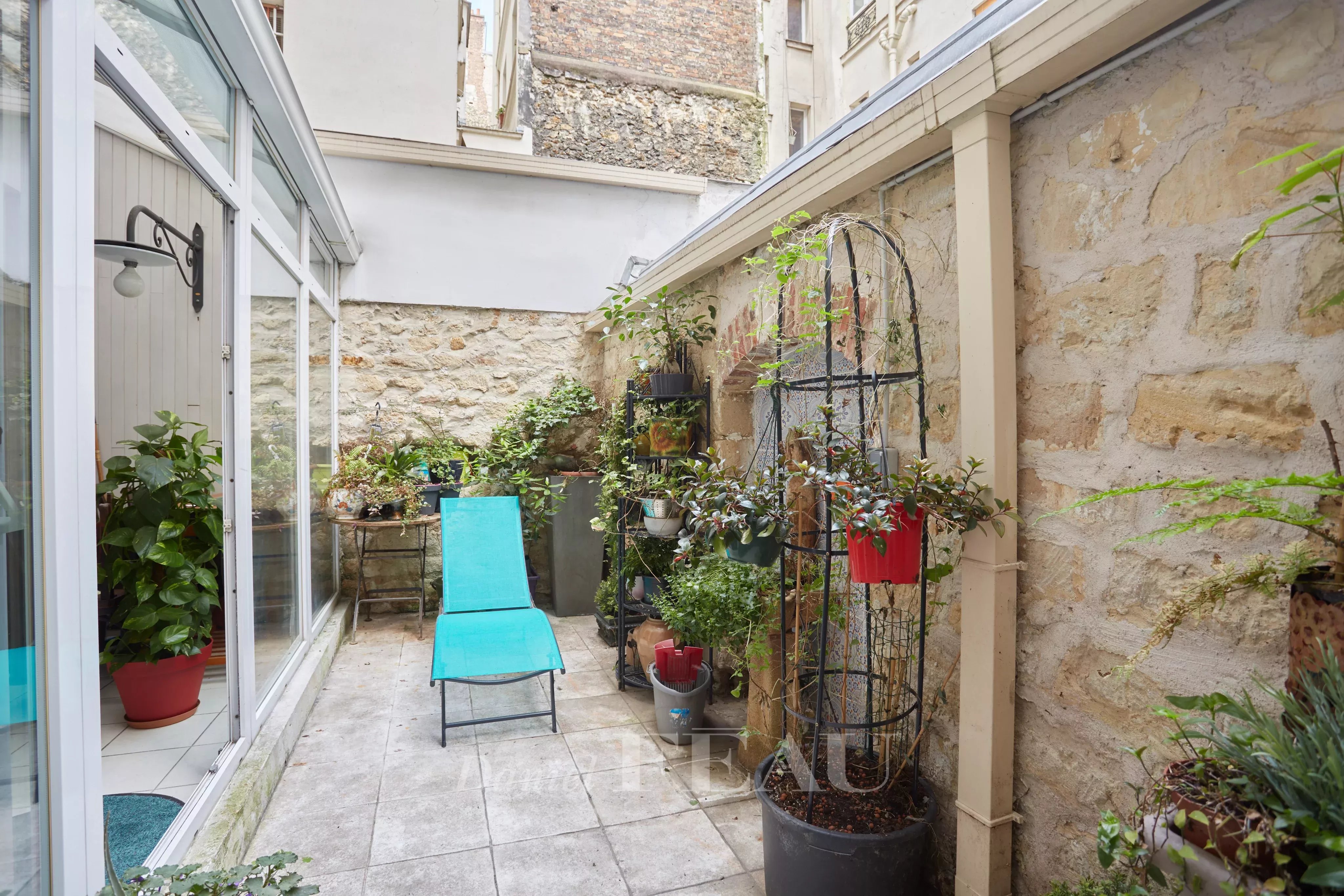 Sale Apartment Paris 17th