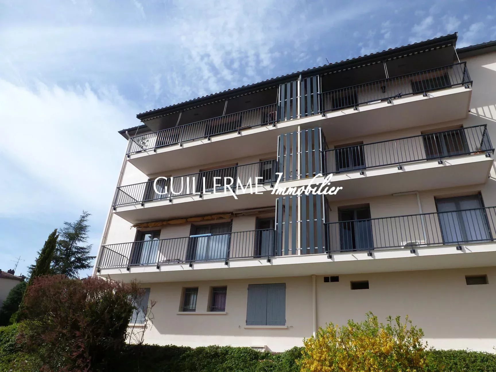 APPARTEMENT FAMILIALE COEUR DU VILLAGE