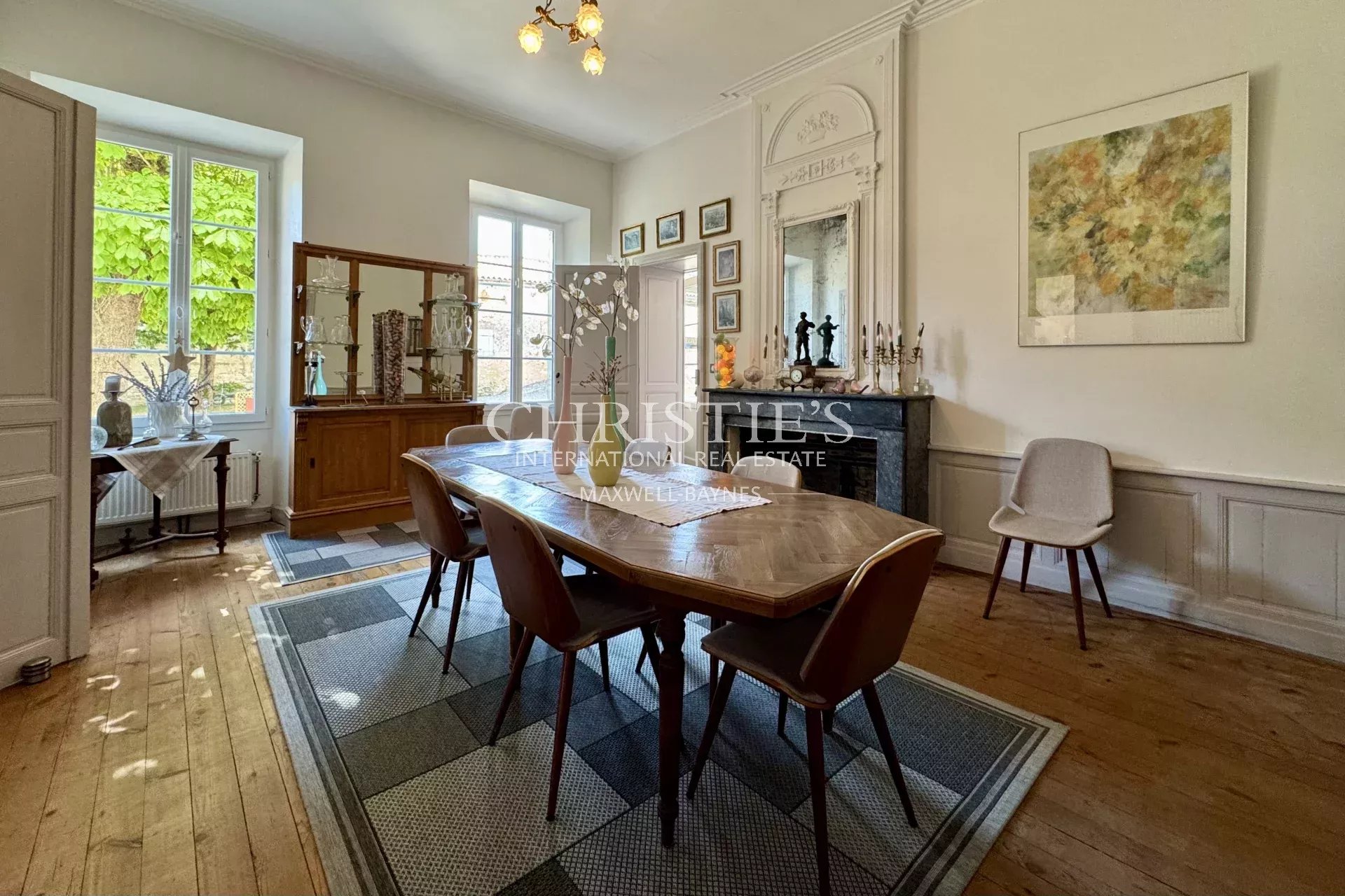 7 Bedroom Villa/Townhouse's Image 9