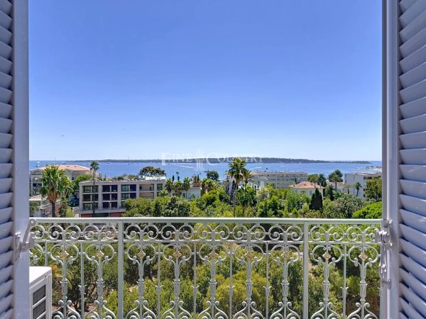 Sea View apartment for sale in Cannes Basse Californie — photo 3