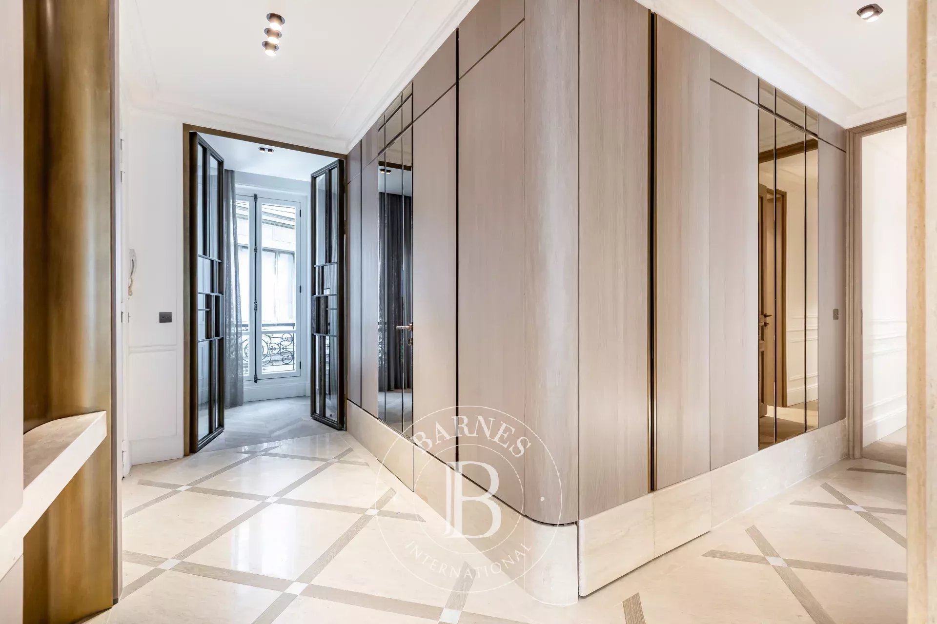 Paris  - Apartment 3 Bedrooms - picture 9