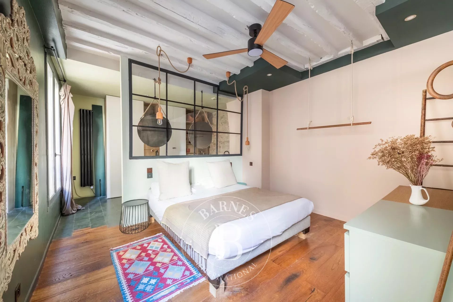 Daire Paris 3ème - picture 8