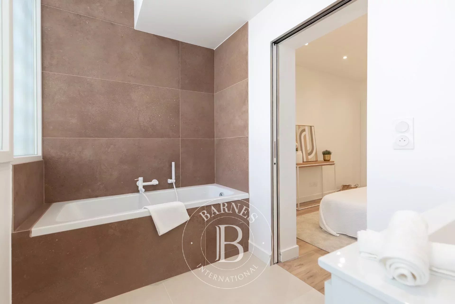 Daire Marseille 8ème - picture 12