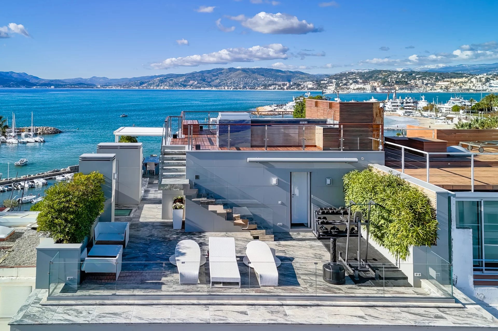 CANNES – POINTE CROISETTE / PALM BEACH