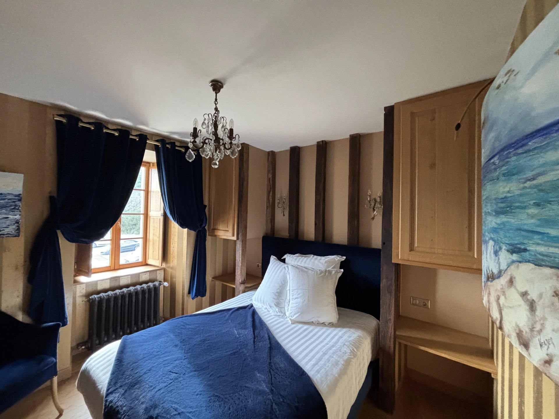 8 Bedroom Villa/Townhouse's Image 9