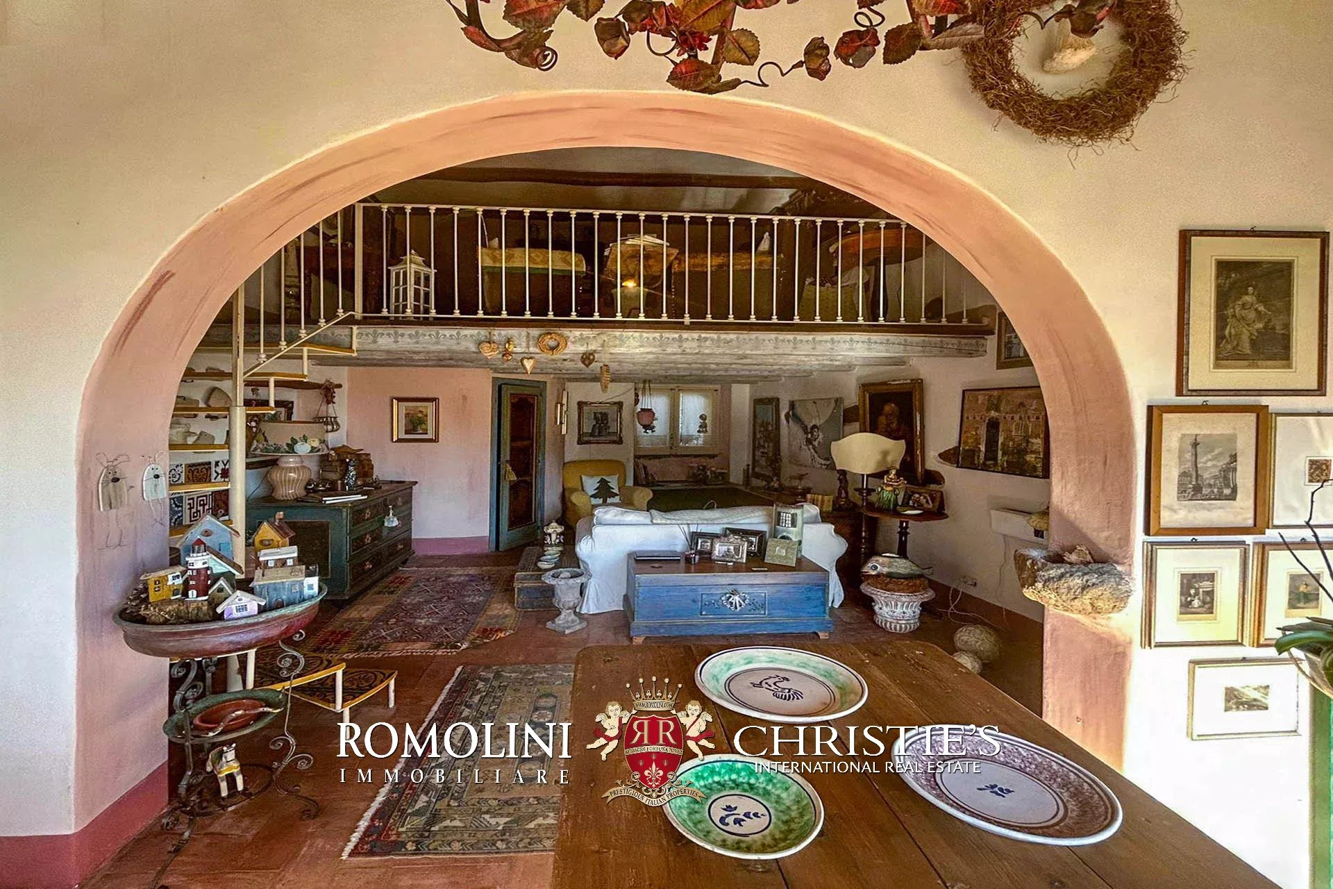 4 Bedroom Villa/Townhouse's Image 7