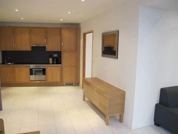 Deux pièces de 46m² avec terrasse de 12m²