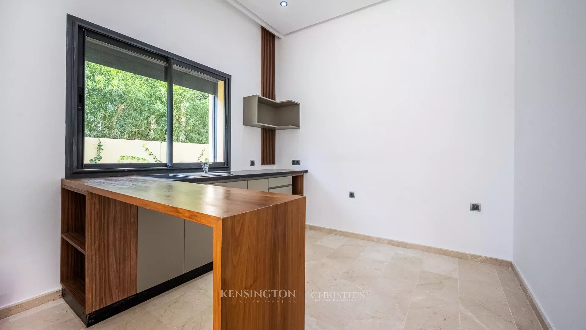 5 Bedroom Villa/Townhouse's Image 5