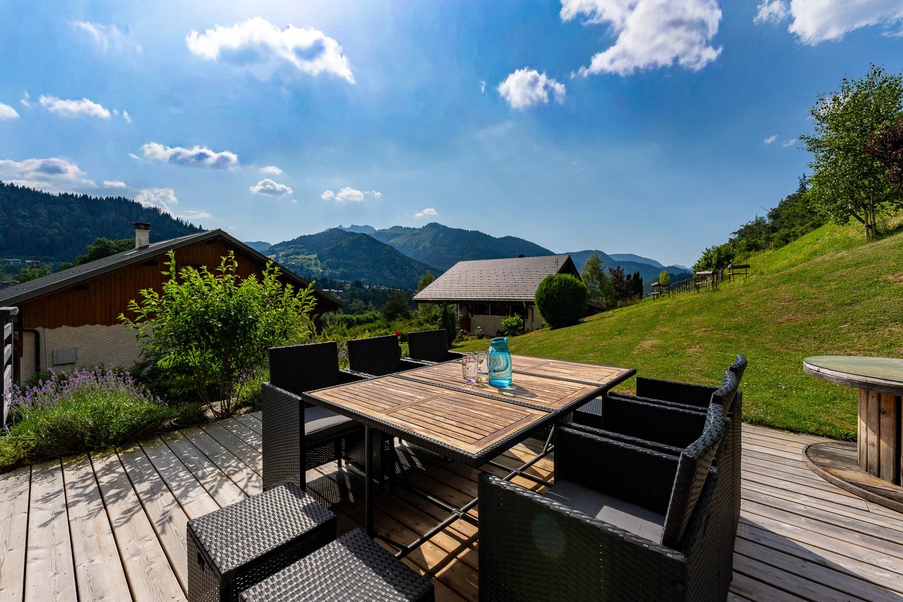 Photo of MONTRIOND – Modern 6-bedroom chalet with panoramic views and A rating