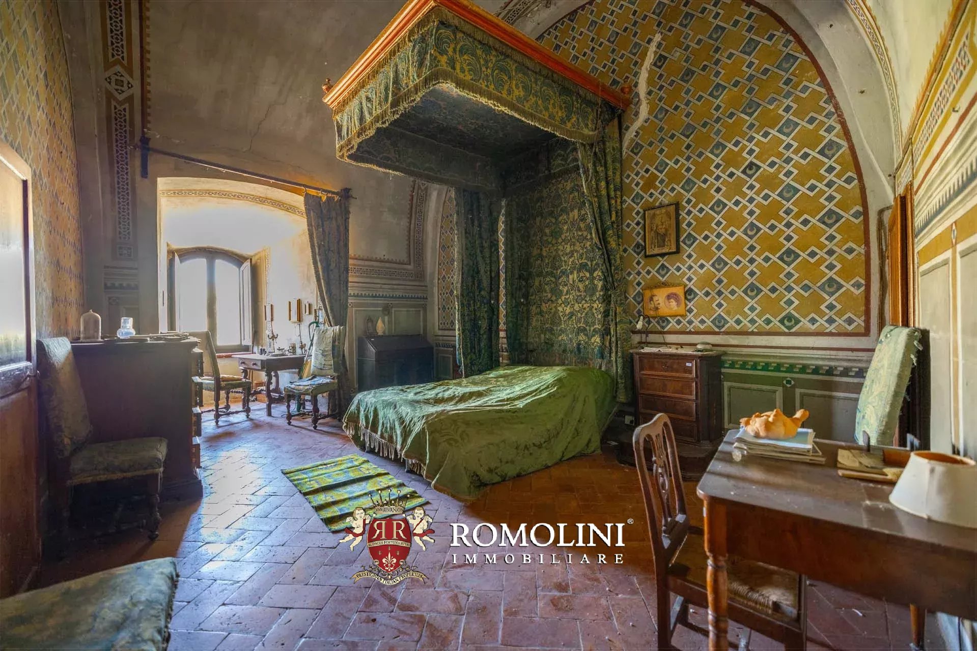 37 Bedroom Chateau's Image 39