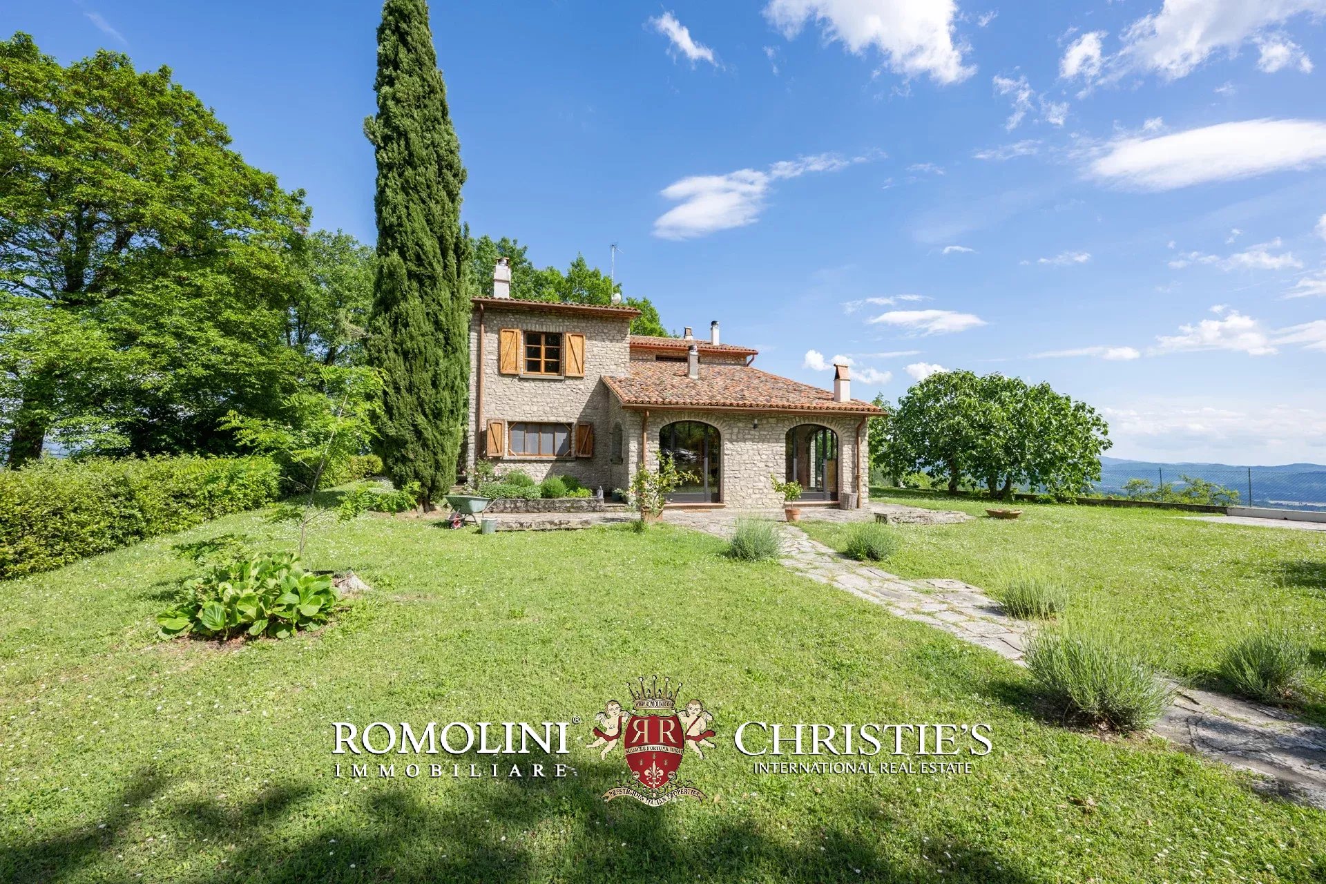 5 Bedroom Villa/Townhouse's Image 4