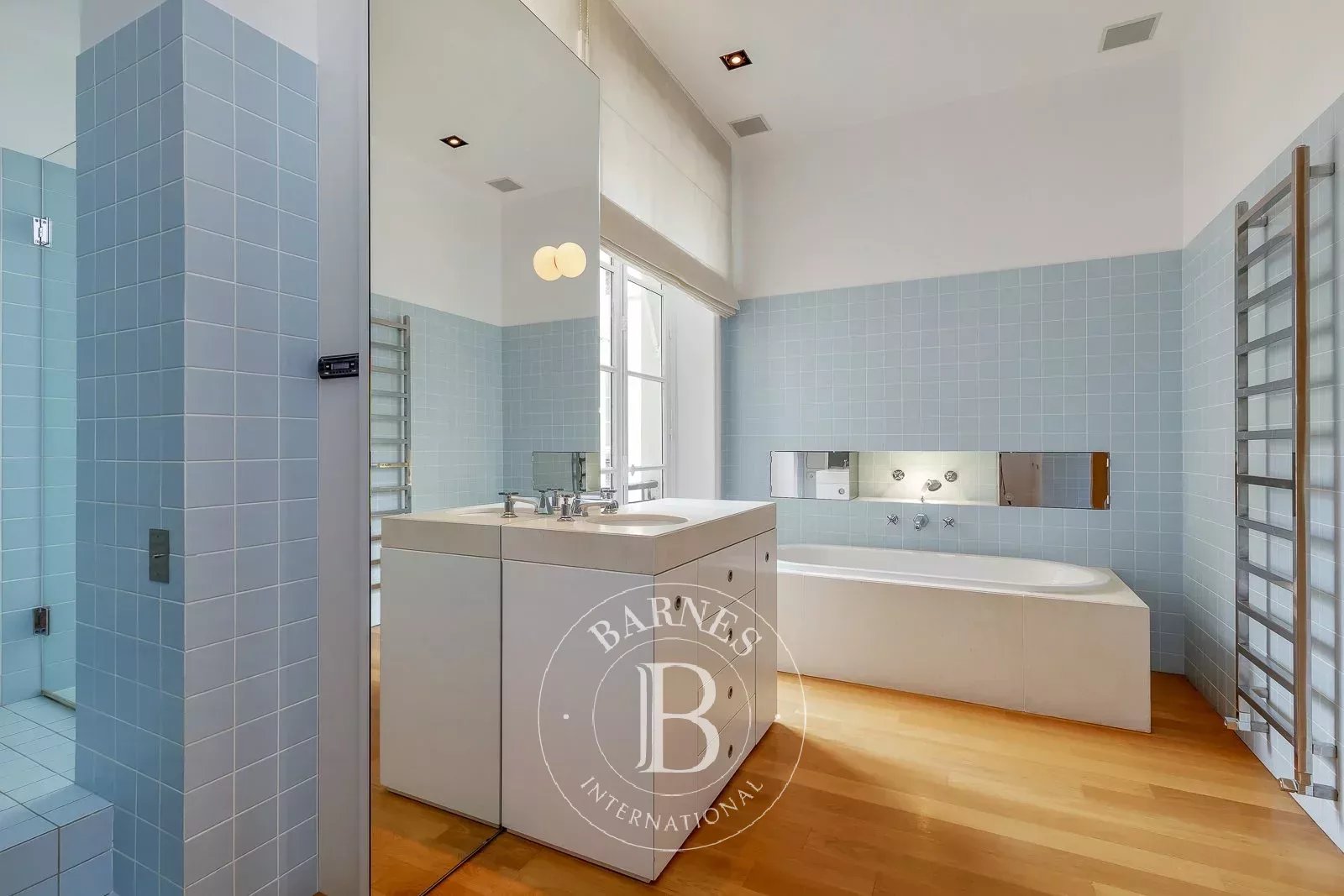 Daire Paris 8ème - picture 12