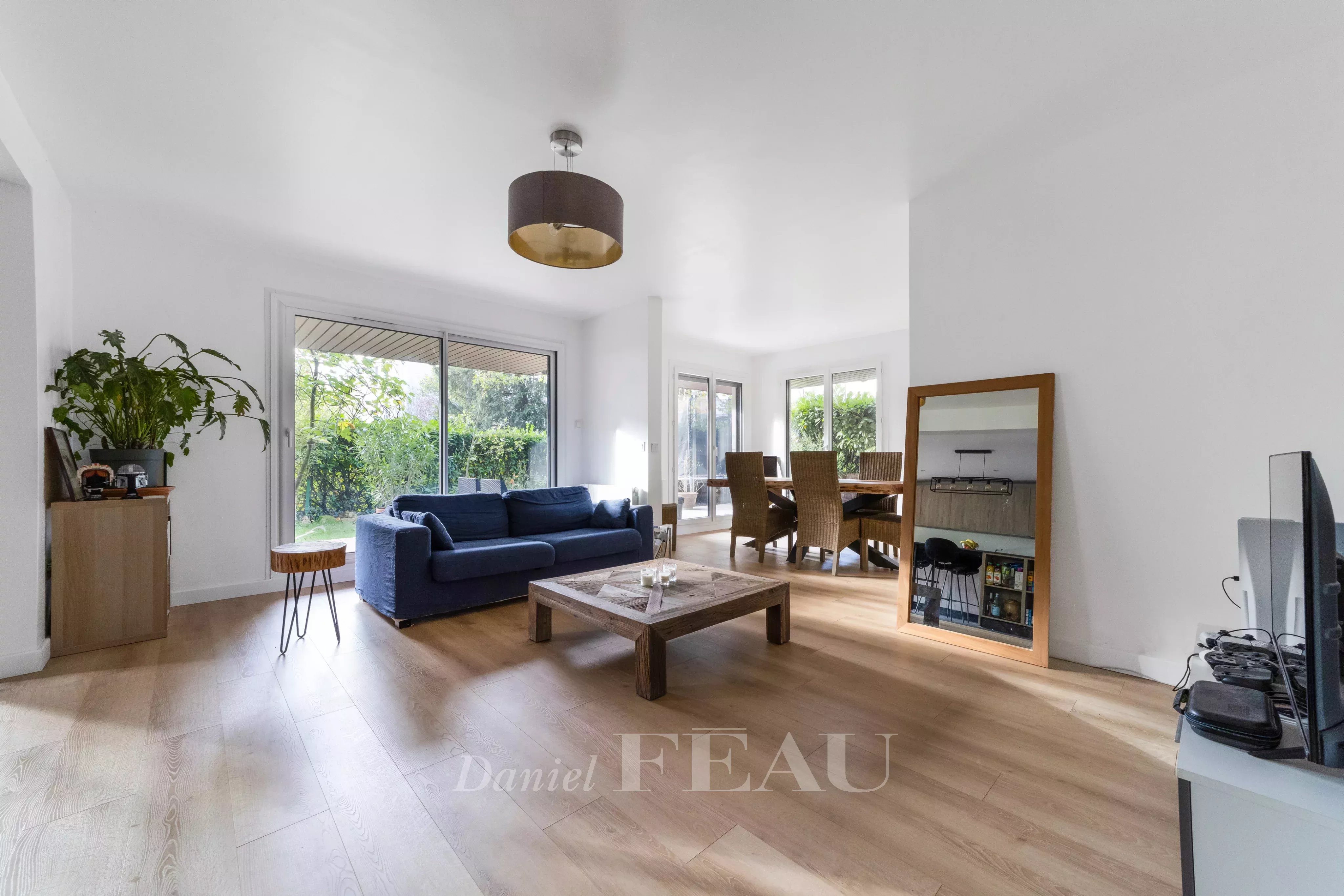 Sale Apartment Saint-Cloud