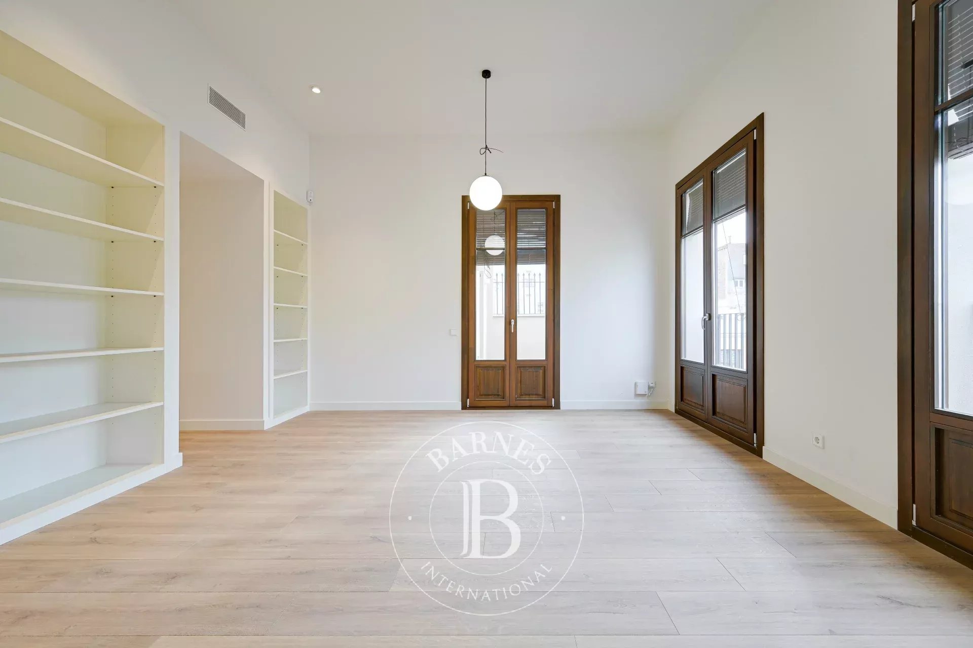 Penthouse Barcelona - picture 9