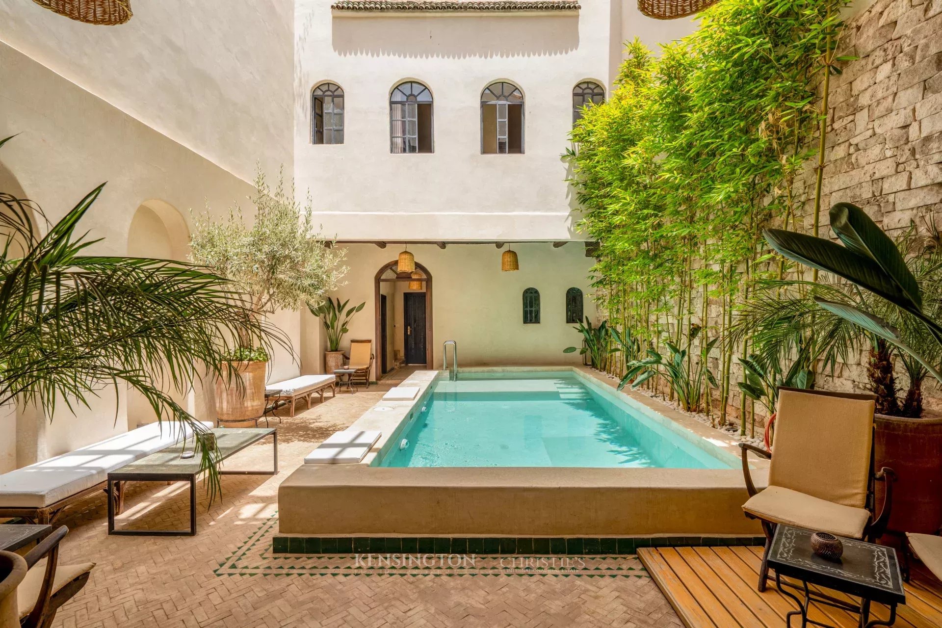 9 Bedroom Villa/Townhouse's Image 16