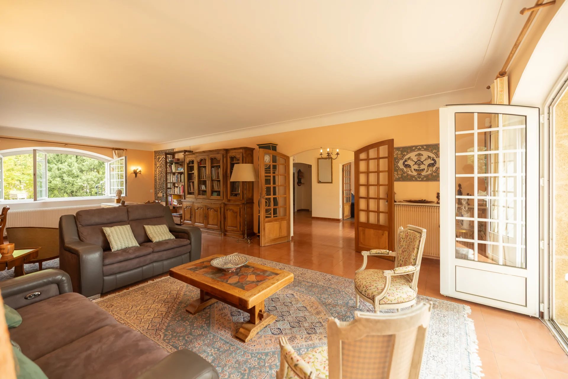 Charming Stone house with breathtaking views of Saint-Victoire mountain