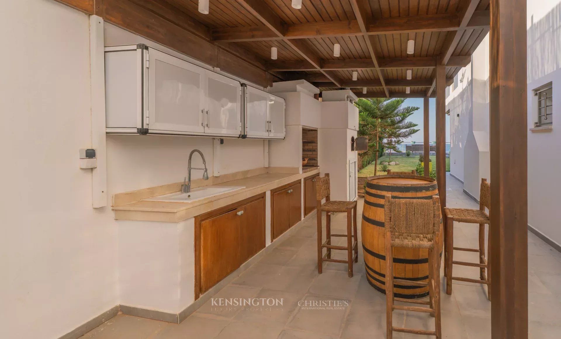 6 Bedroom Villa/Townhouse's Image 24