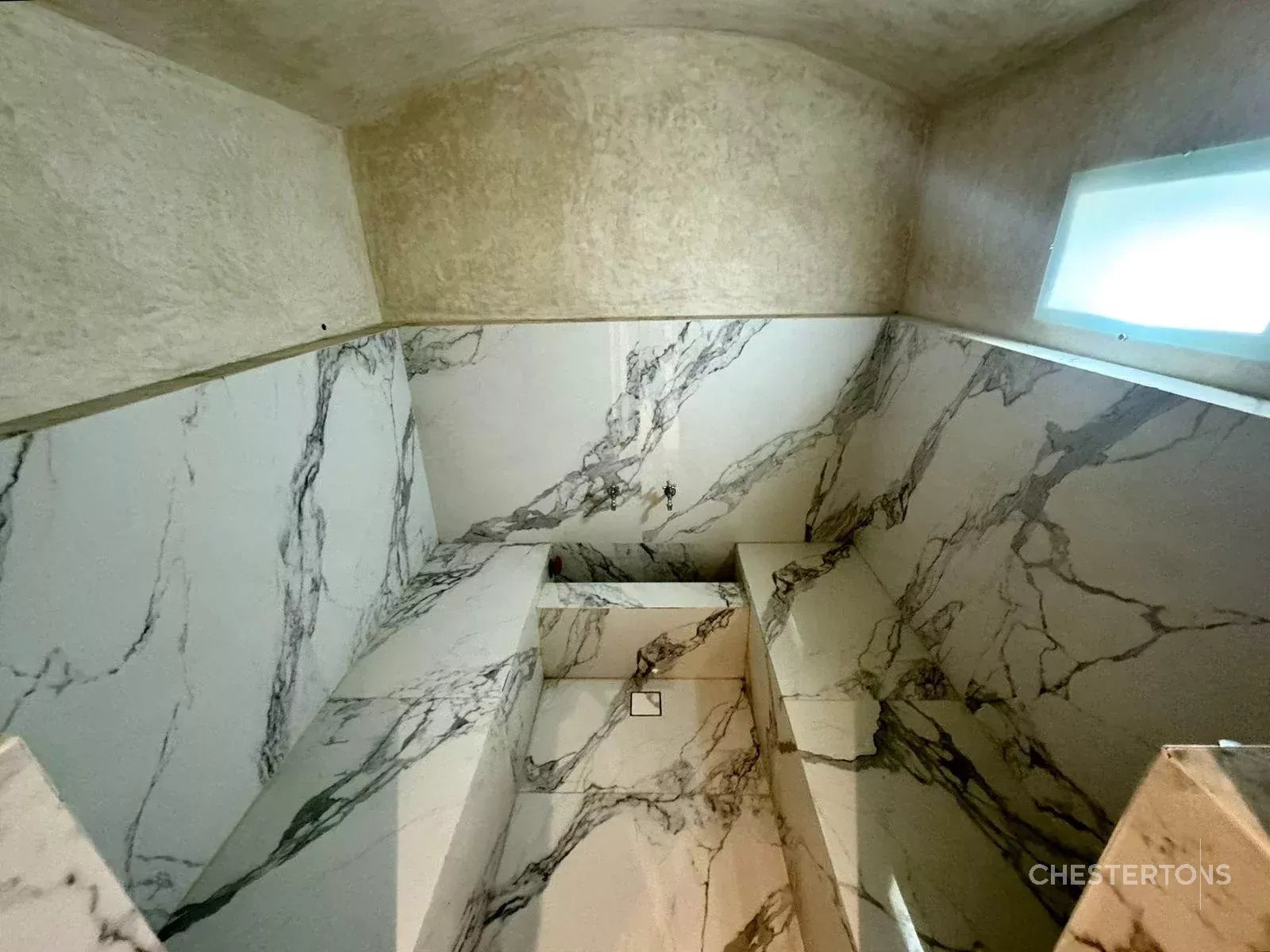 Image of Villa - 5 Bedrooms for Sale in Marrakech-Ménara-Marrakech-Morocco, Image 27