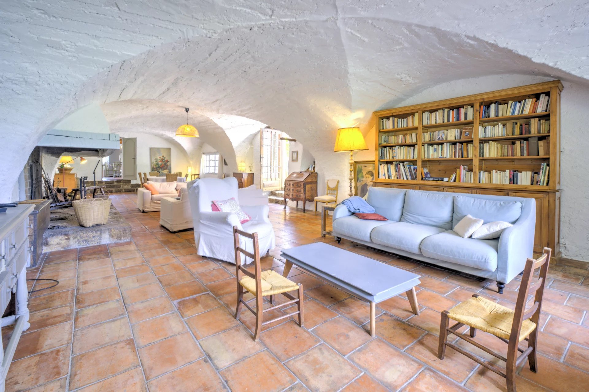 Great old Bastide with guest-house - Tourrettes