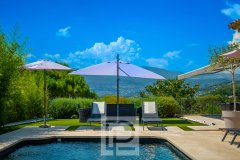 Gated Estate — Elegant Renovated Provençal Villa with Panoramic Views — photo 4 of 7