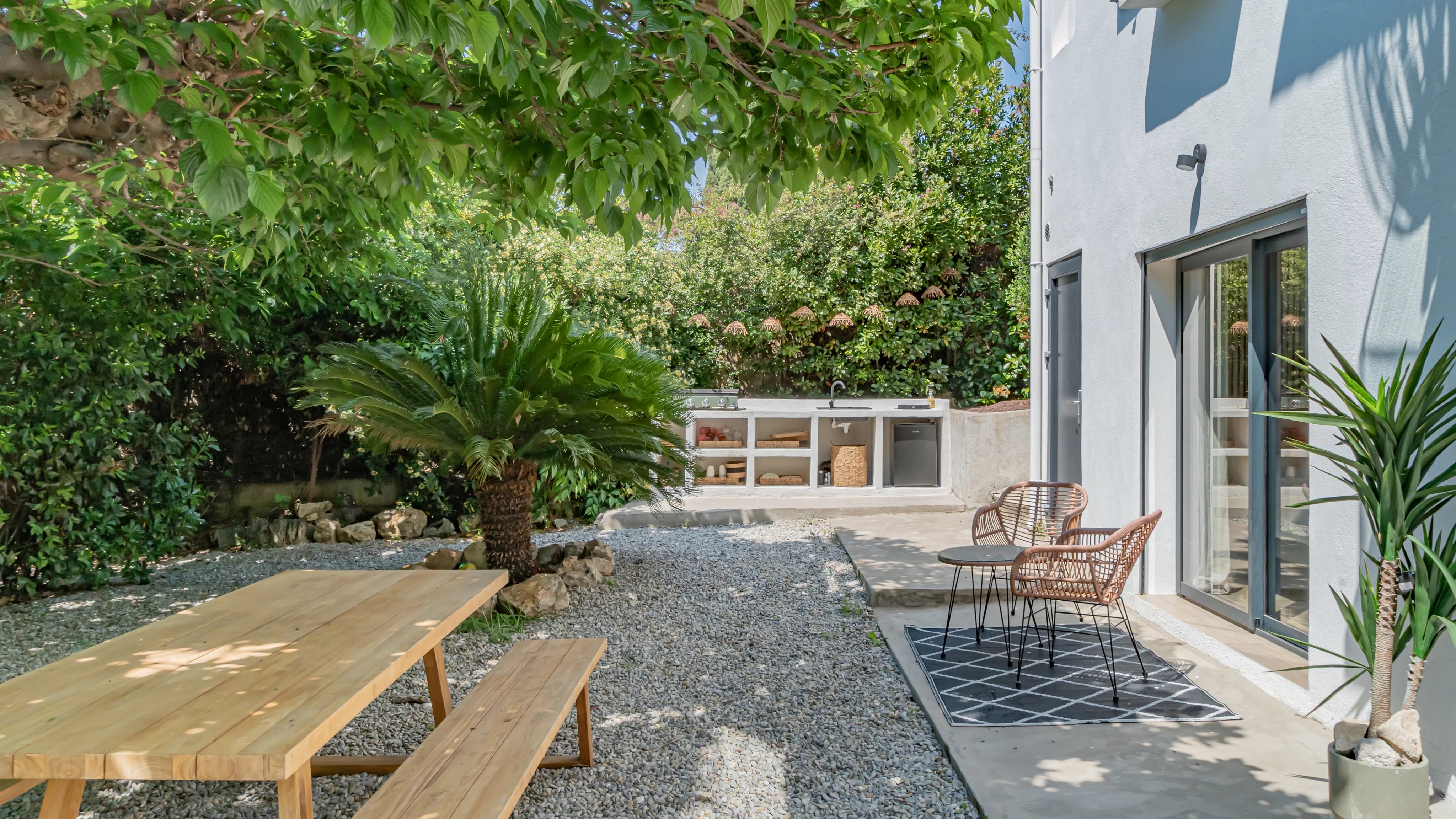 Cannes Oxford, magnificent recently renovated villa
