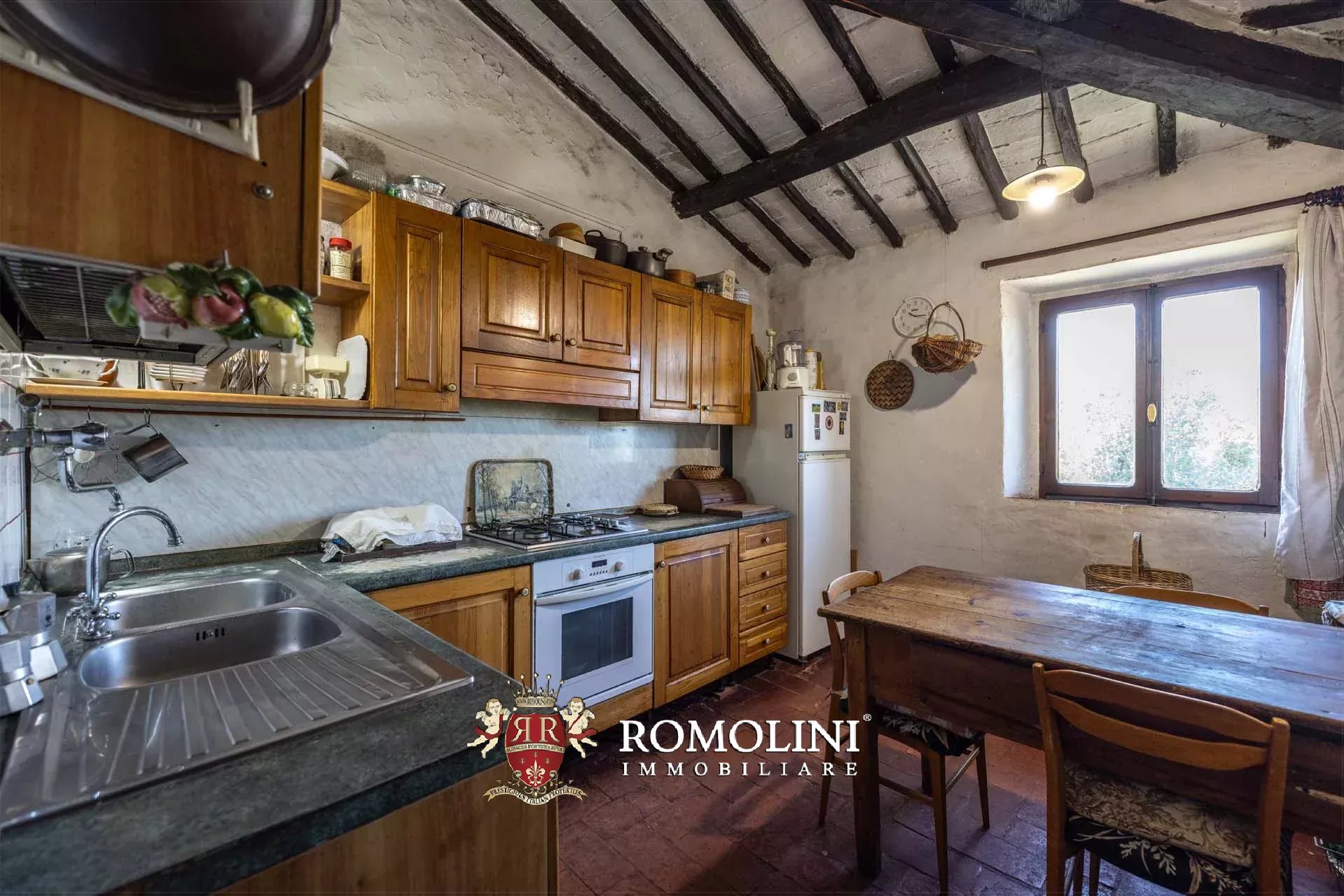 6 Bedroom Villa/Townhouse's Image 36