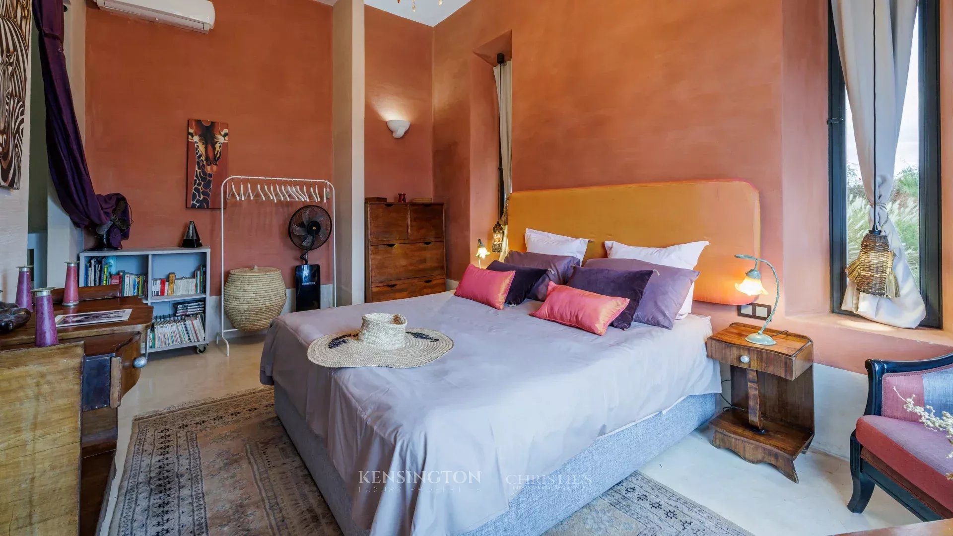 5 Bedroom Villa/Townhouse's Image 5