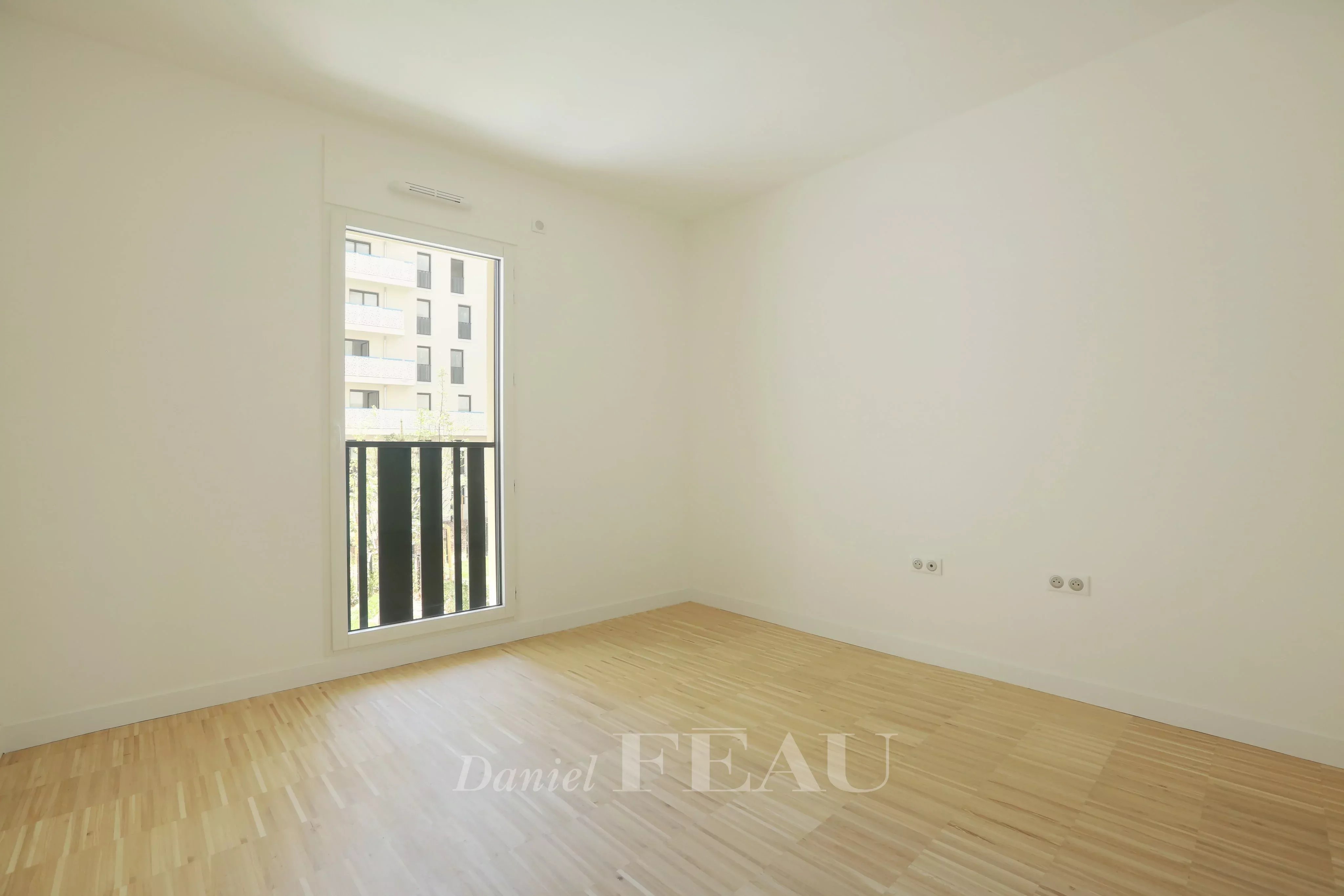 Chambre sur cour