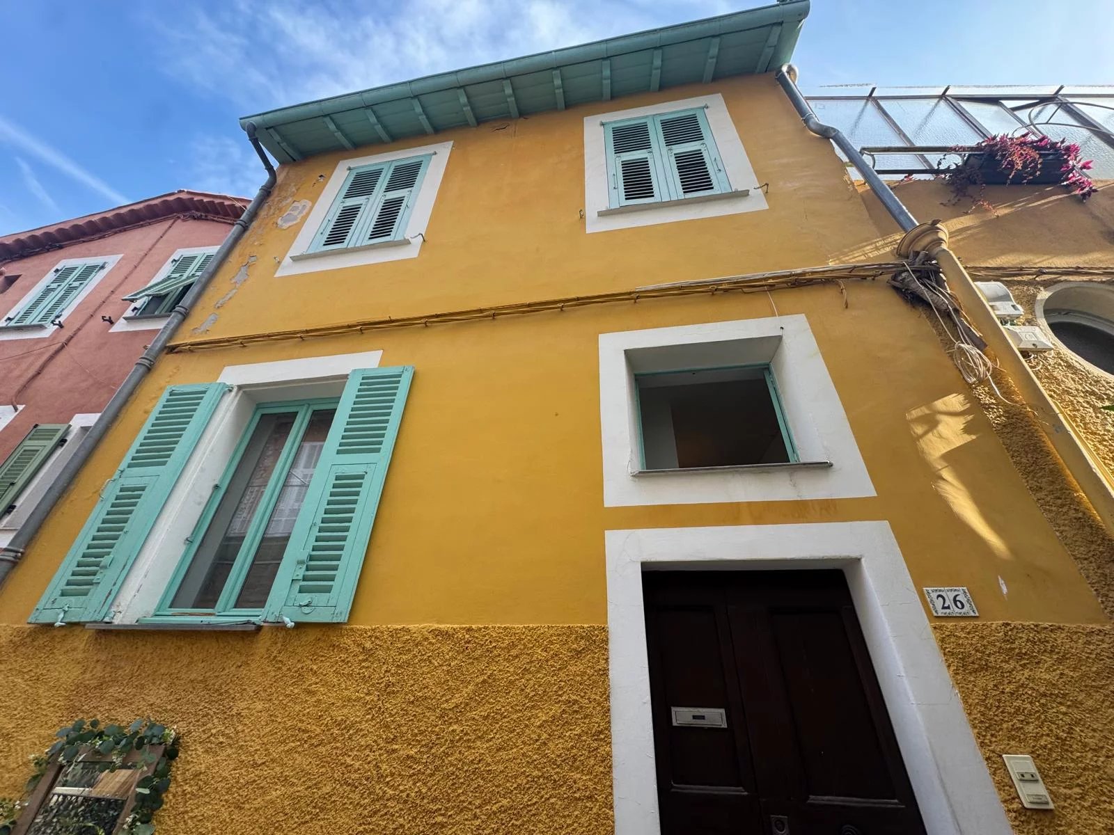 VILLEFRANCHE-SUR-MER - 3 PIECES - DUPLEX - VIEILLE VILLE