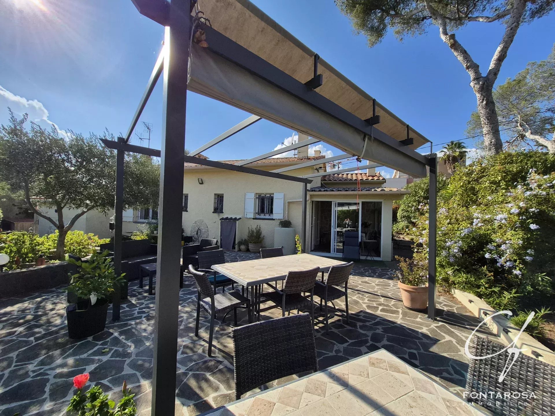 Agence immobilière de 