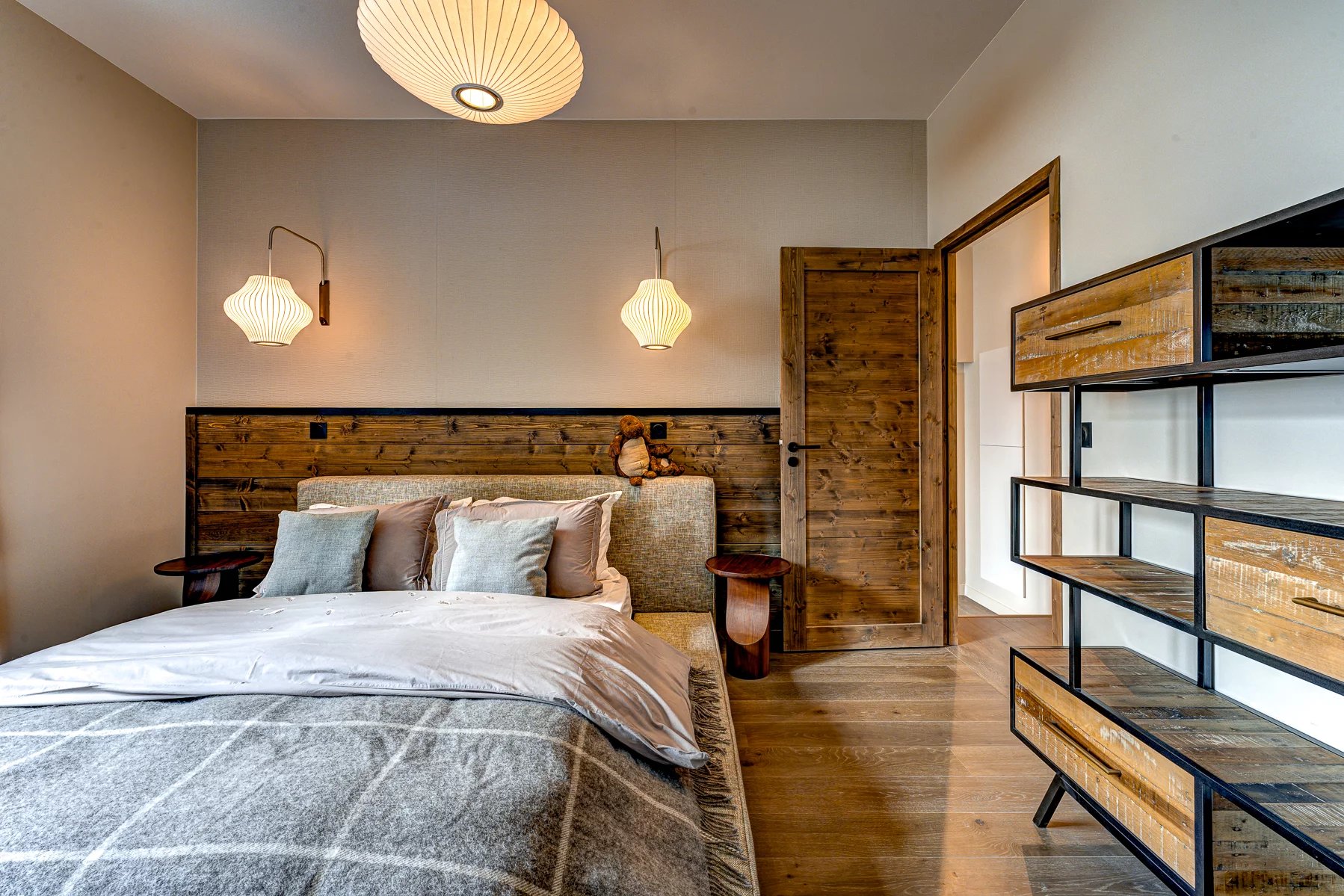 Photo of CHAMONIX - Newly built, 3-bedroom, 3-bathroom penthouse apartment in Chamonix centre