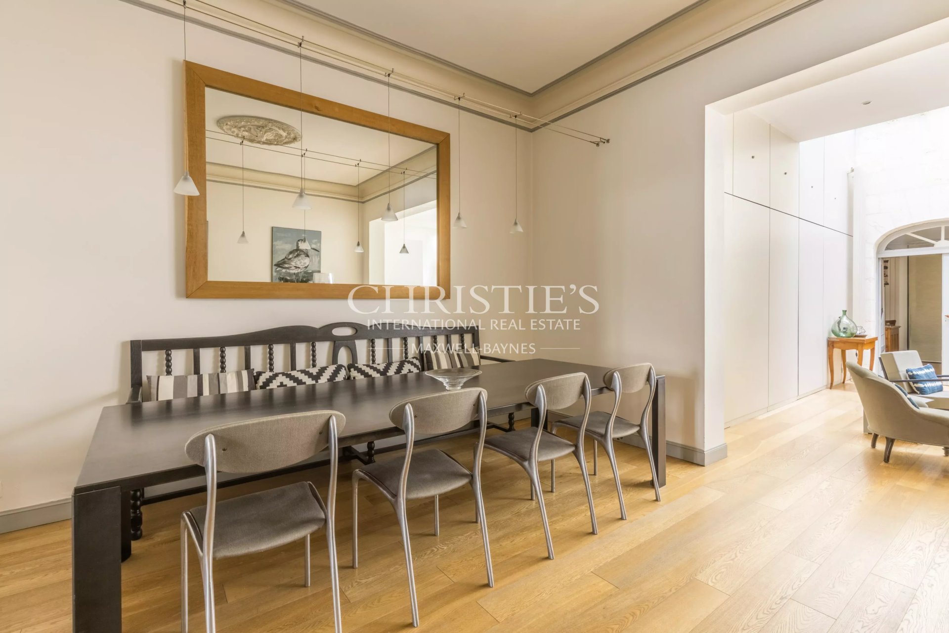 5 Bedroom Villa/Townhouse's Image 5
