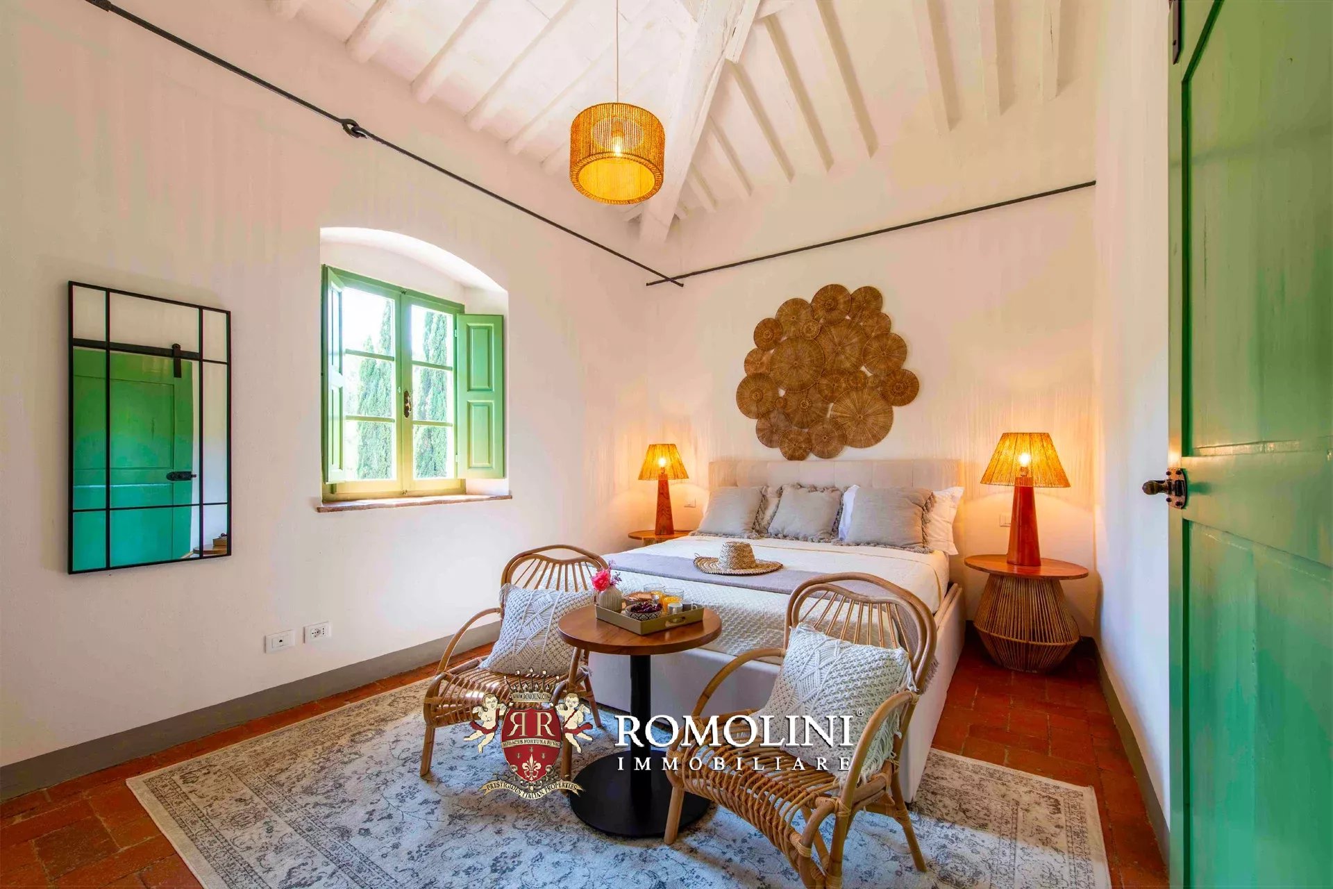 7 Bedroom Vineyard's Image 28