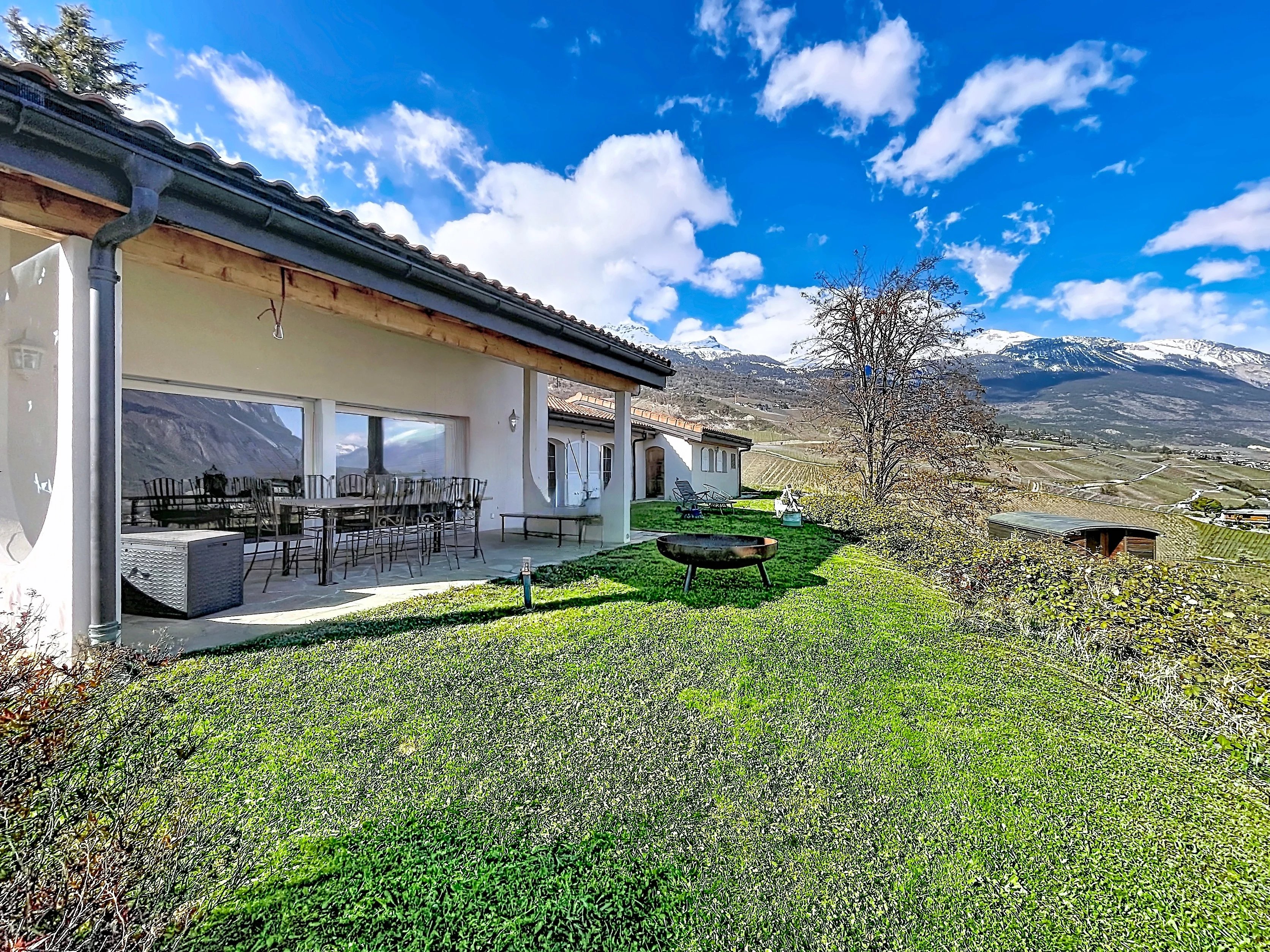 Élégante villa contemporaine