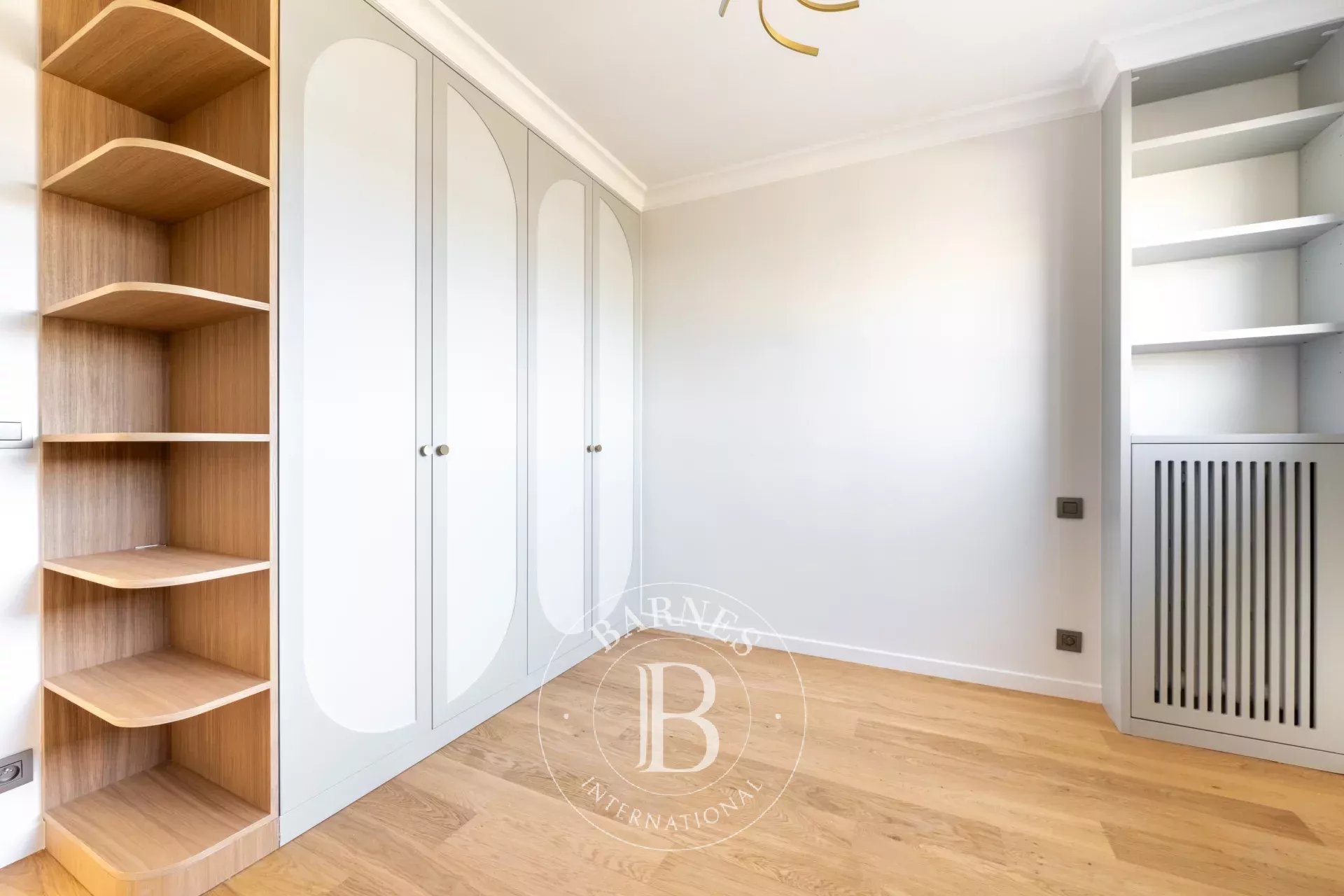 Daire Paris 10ème - picture 8